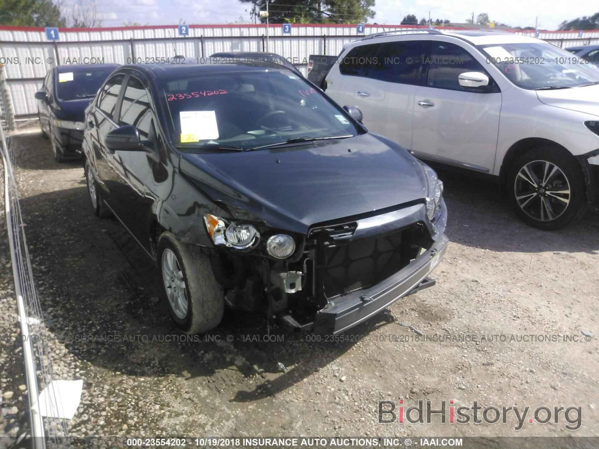 Photo 1G1JC5SH3F4162744 - Chevrolet Sonic 2015