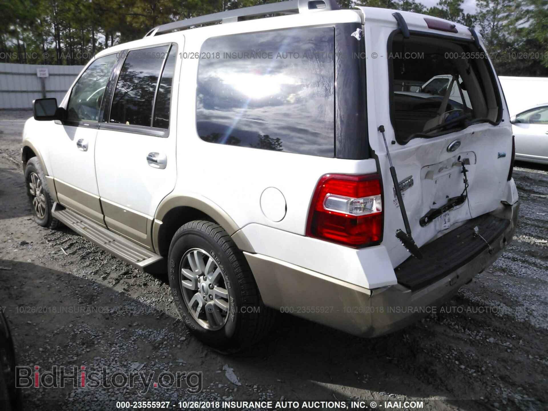 2011 Ford Expedition - VIN: 1FMJU1H56BEF56930 - Фото 3