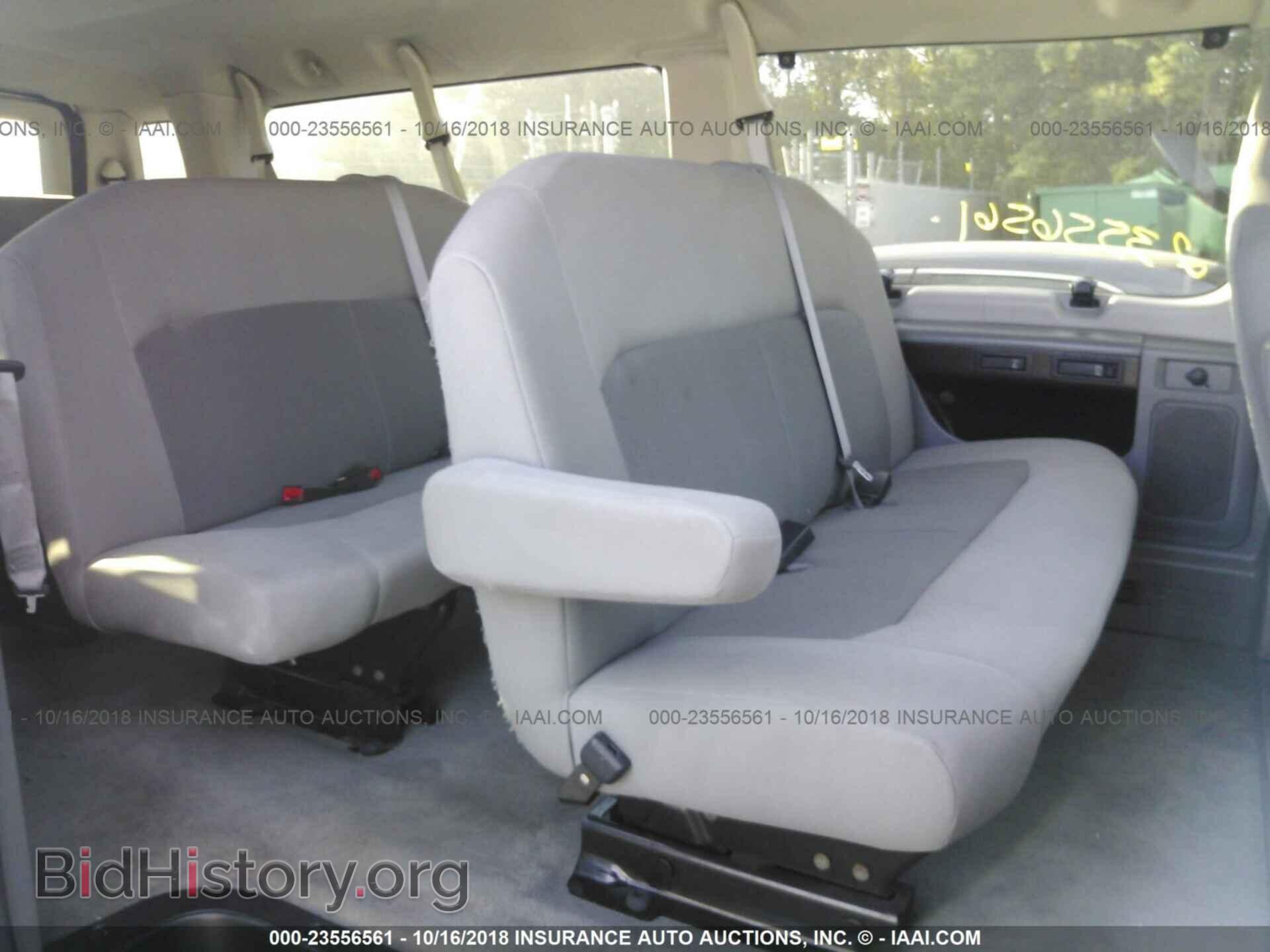 2013 Ford Econoline - VIN: 1FBSS3BL4DDA15633 - Photo 8