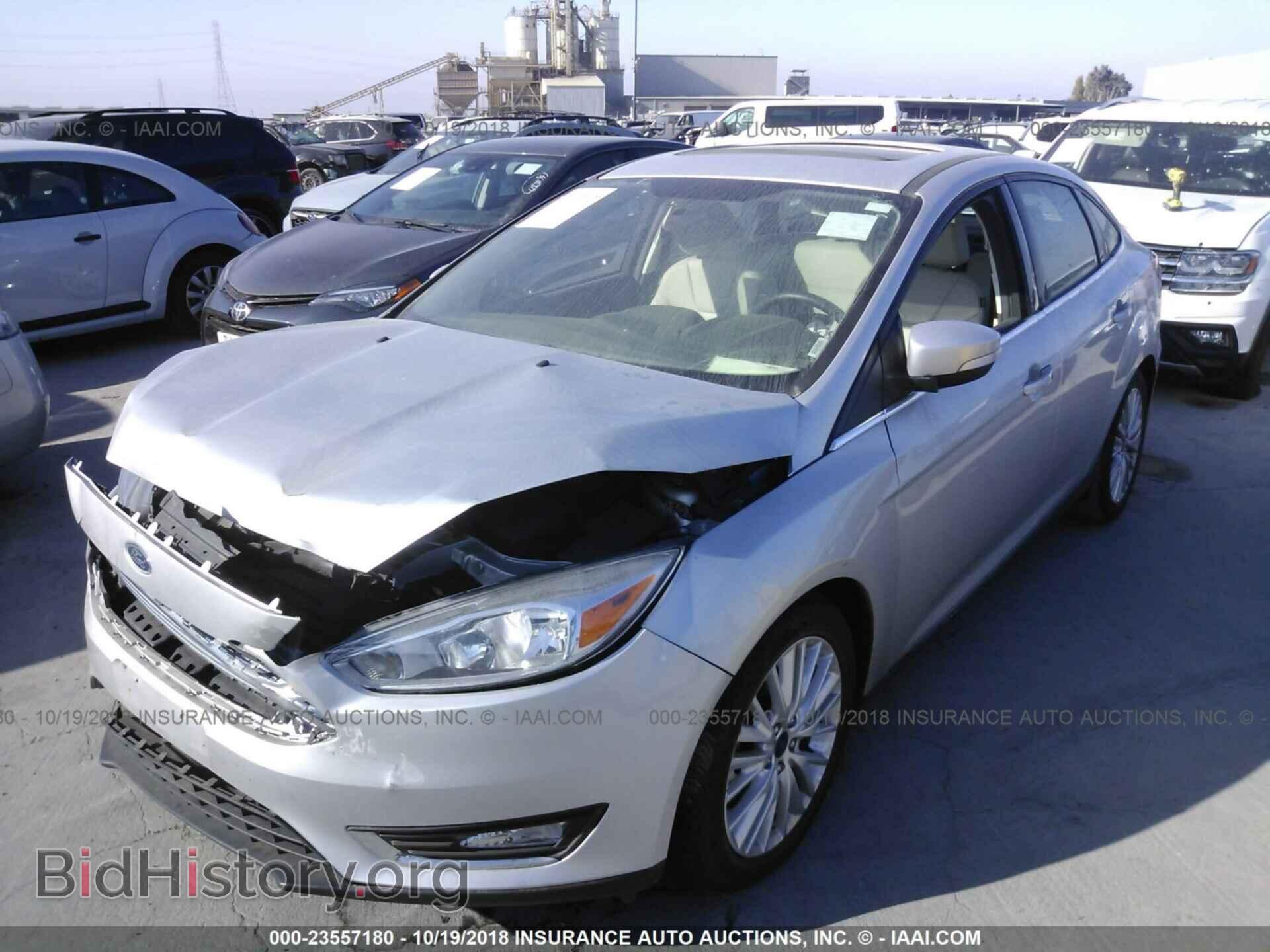 2017 Ford Focus - VIN: 1FADP3J23HL268149 - Фото 2