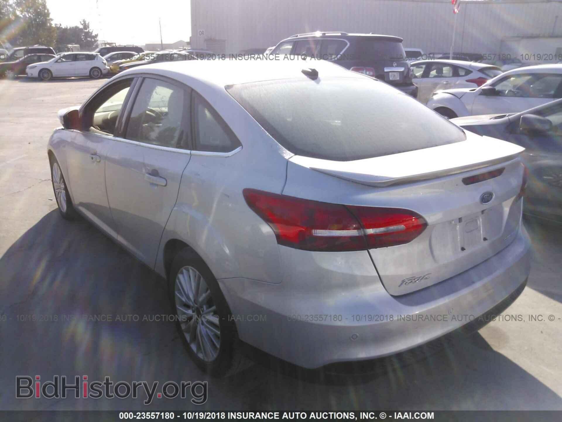 2017 Ford Focus - VIN: 1FADP3J23HL268149 - Фото 3