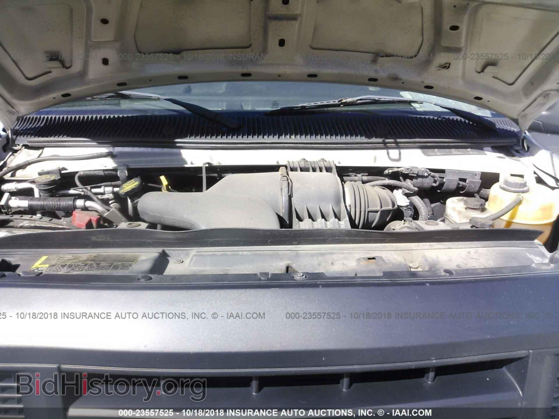 2011 Ford Econoline - VIN: 1FBSS3BL5BDA35273 - Фото 10