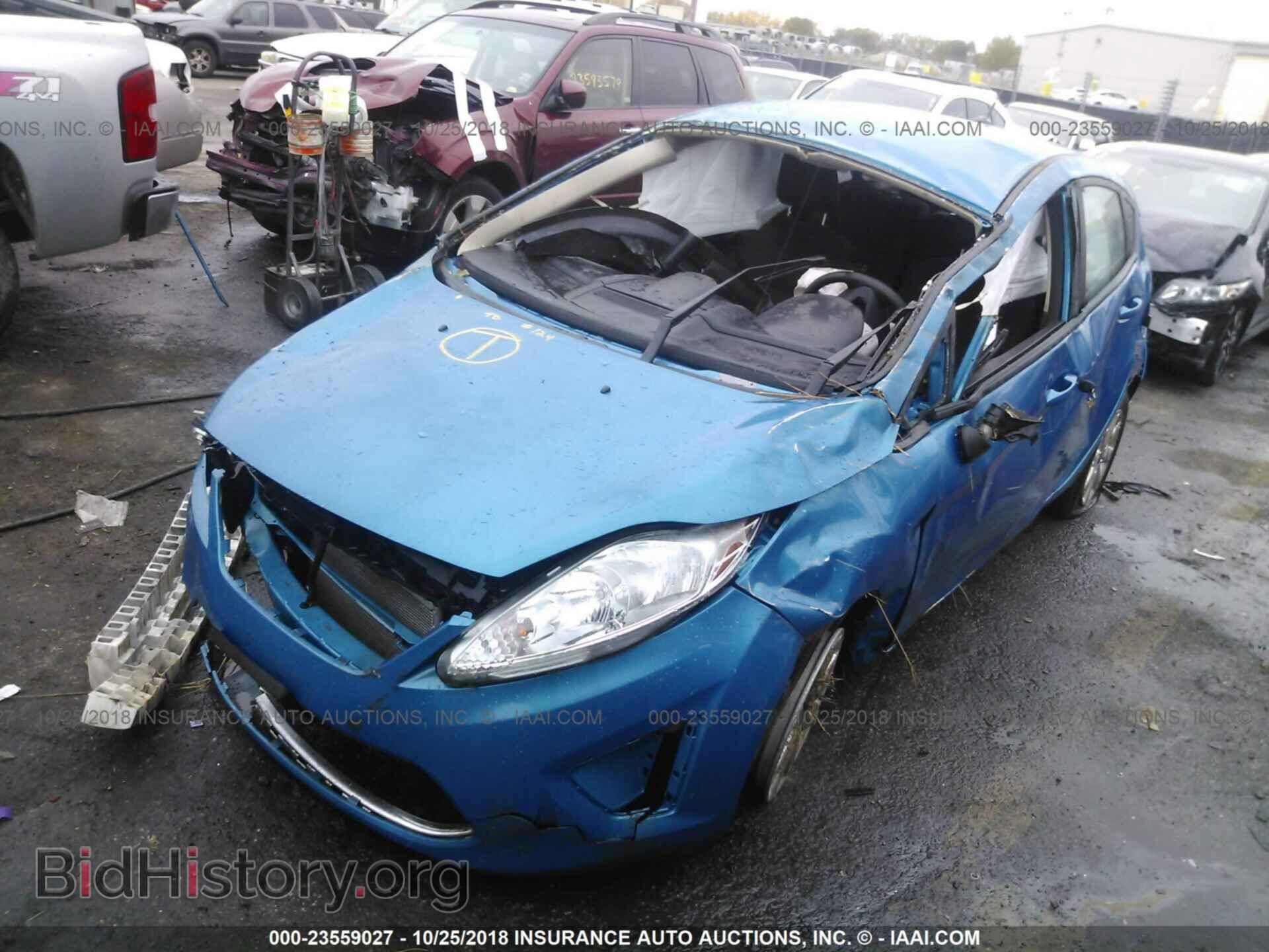 2012 Ford Fiesta - VIN: 3FADP4EJ6CM170702 - Фото 2