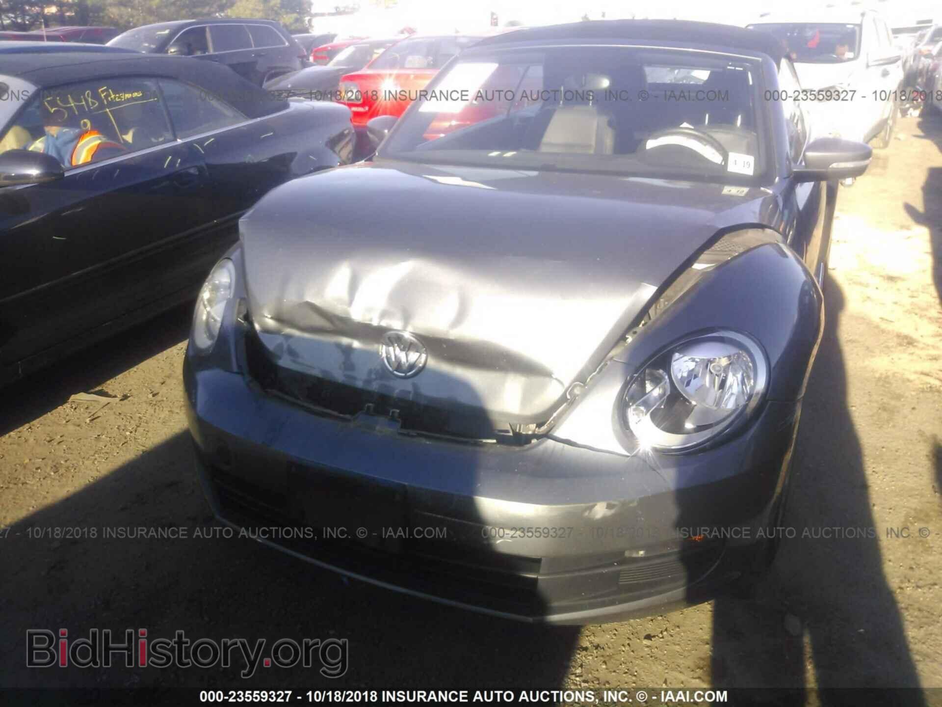 2014 Volkswagen Beetle - VIN: 3VW5P7AT0EM806361 - Фото 6