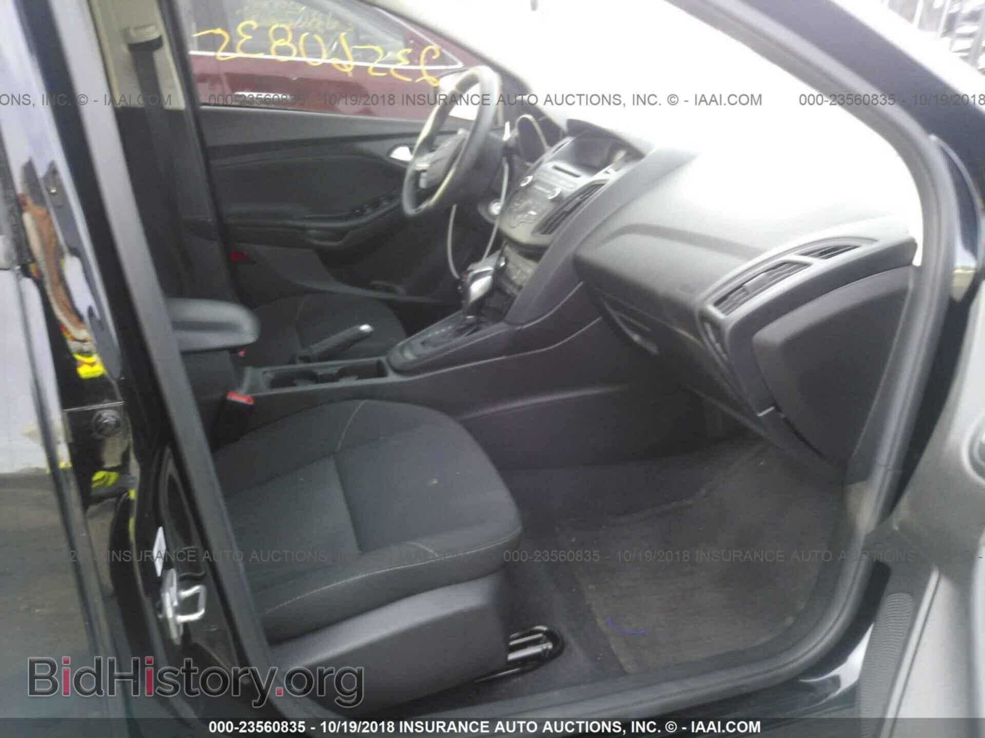2016 Ford Focus - VIN: 1FADP3F23GL272273 - Фото 5
