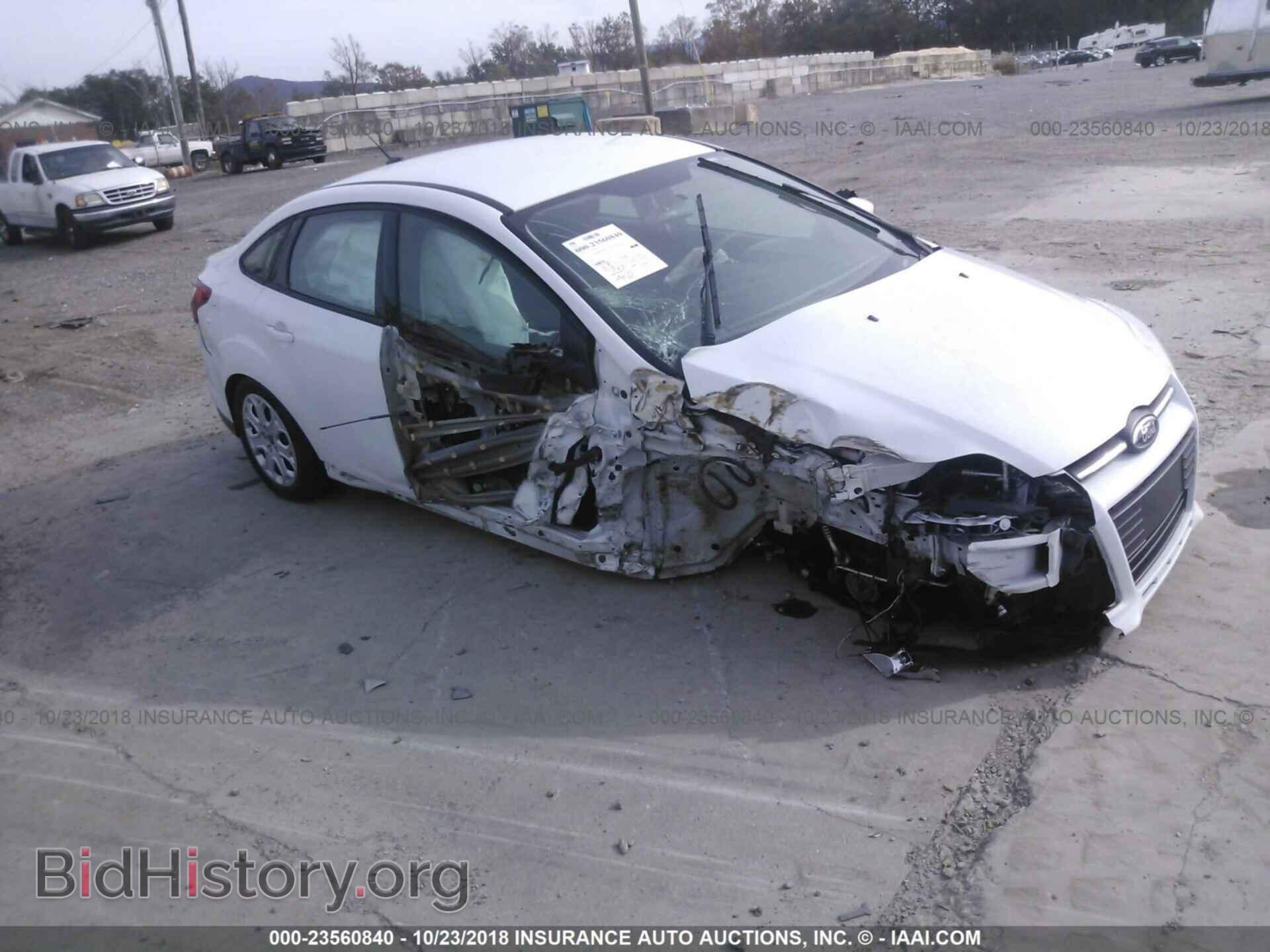 Photo 1FAHP3F29CL468942 - FORD FOCUS 2012