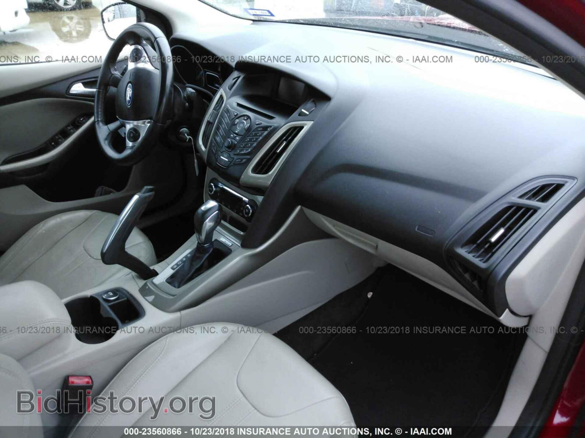 2012 Ford Focus - VIN: 1FAHP3H23CL272900 - Photo 5