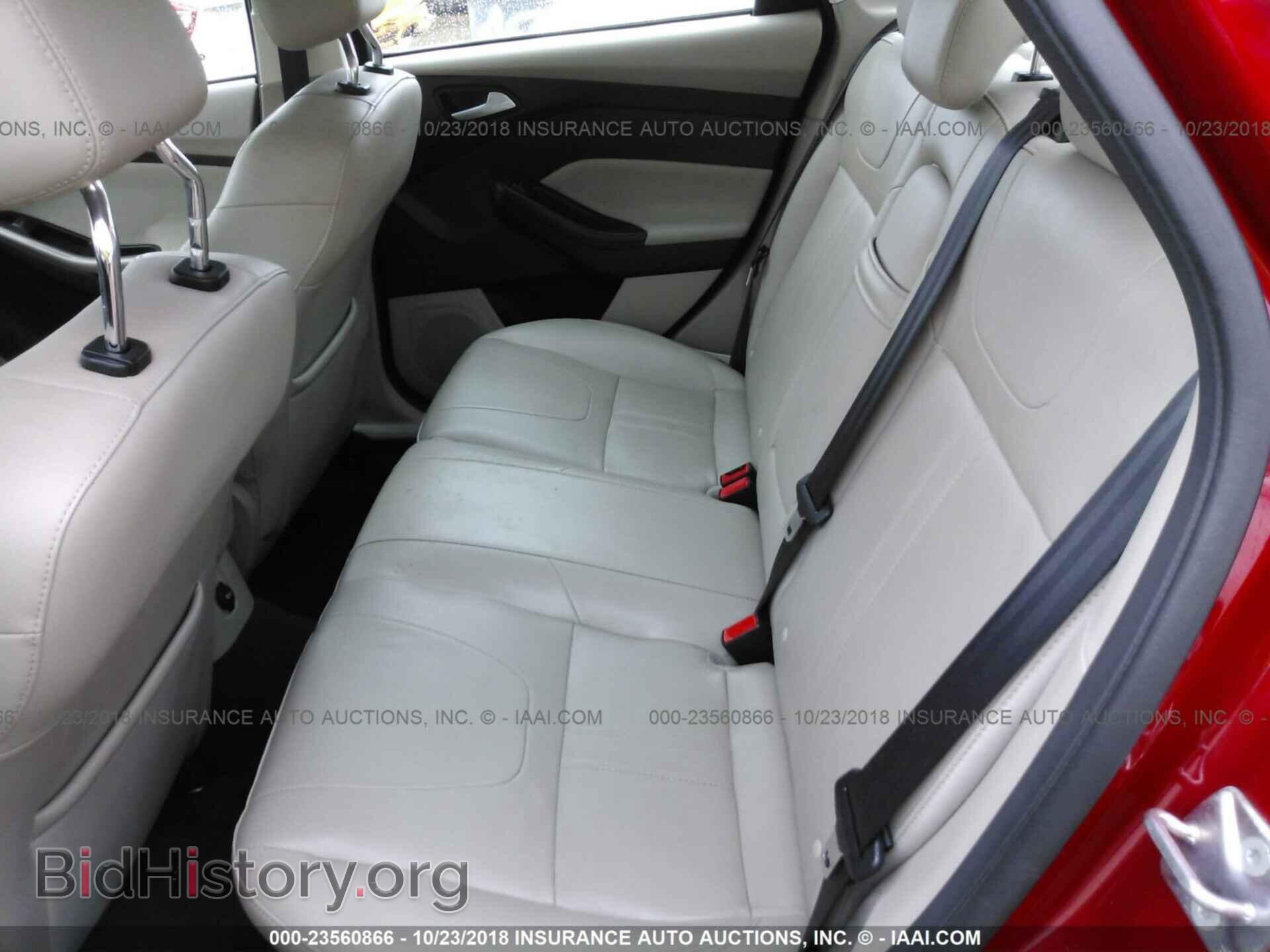 2012 Ford Focus - VIN: 1FAHP3H23CL272900 - Photo 8