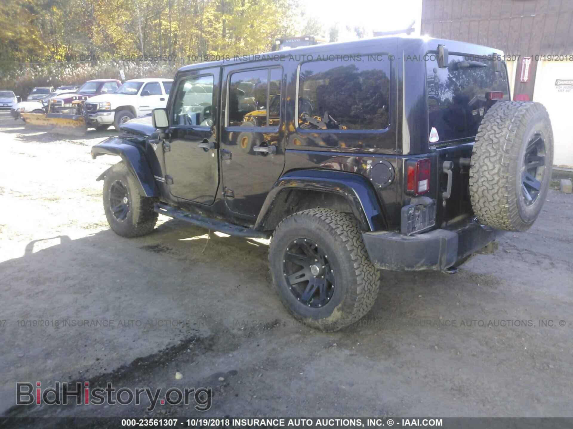2012 Jeep Wrangler - VIN: 1C4BJWEG4CL280152 - Фото 3