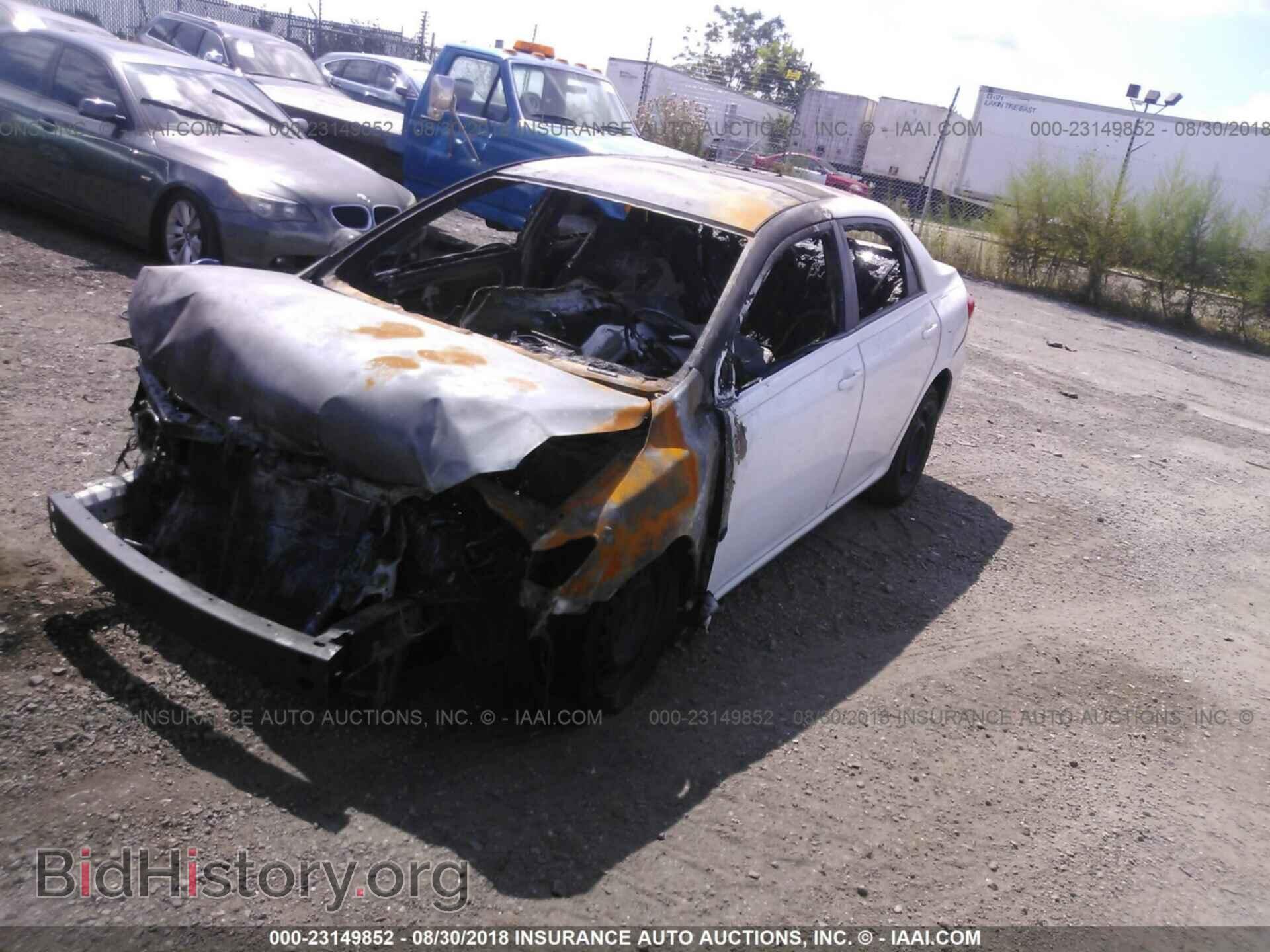 2011 TOYOTA COROLLA - VIN: 2T1BU4EE2BC708638 - Фото 2