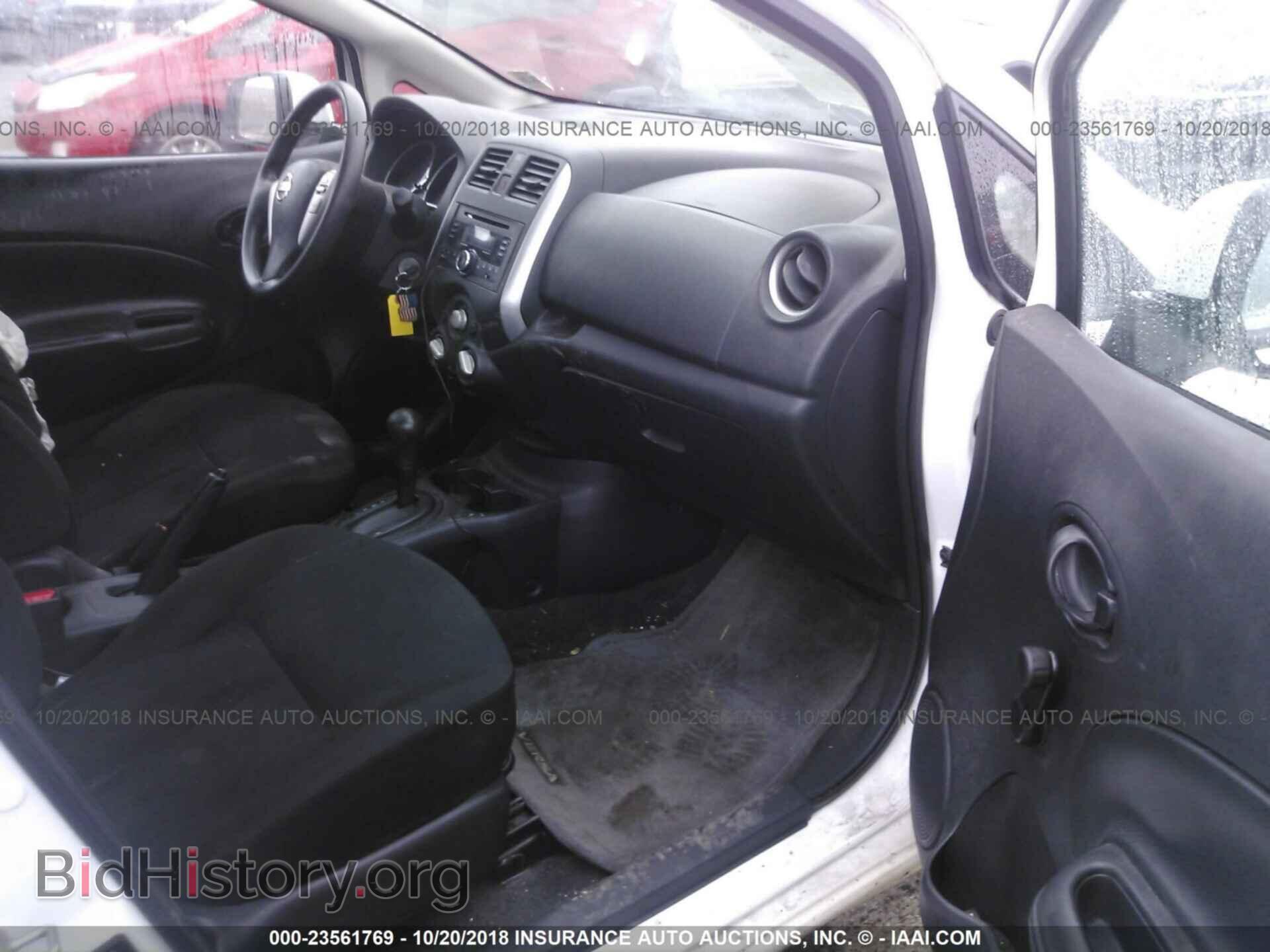 2014 Nissan Versa note - VIN: 3N1CE2CP7EL425070 - Фото 5
