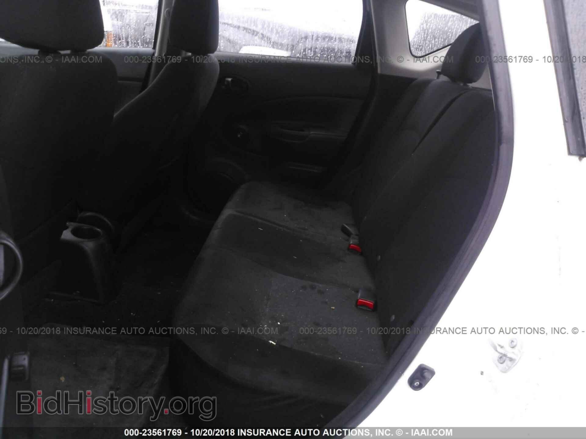 2014 Nissan Versa note - VIN: 3N1CE2CP7EL425070 - Фото 8