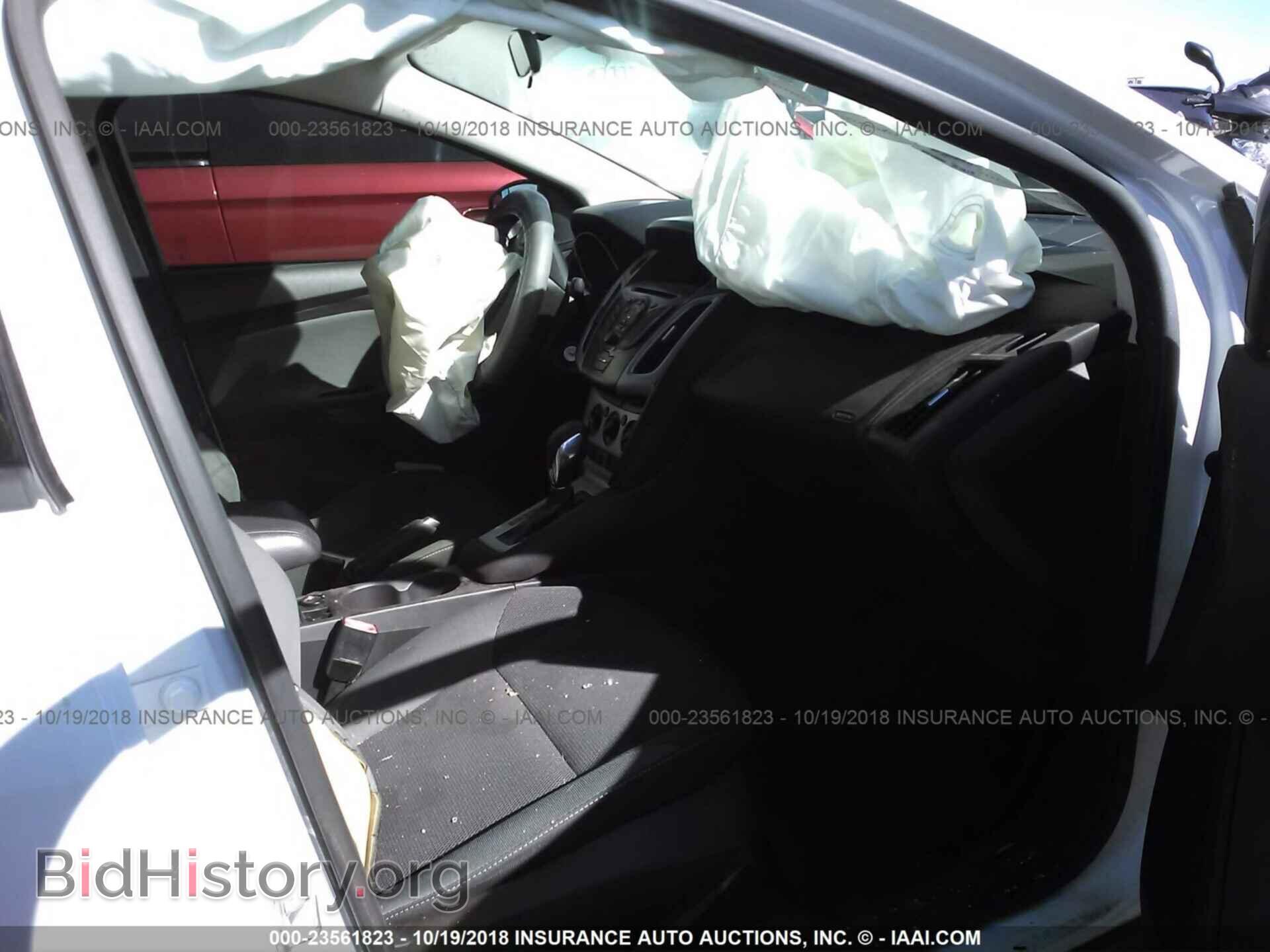 2012 Ford Focus - VIN: 1FAHP3F24CL108638 - Фото 5