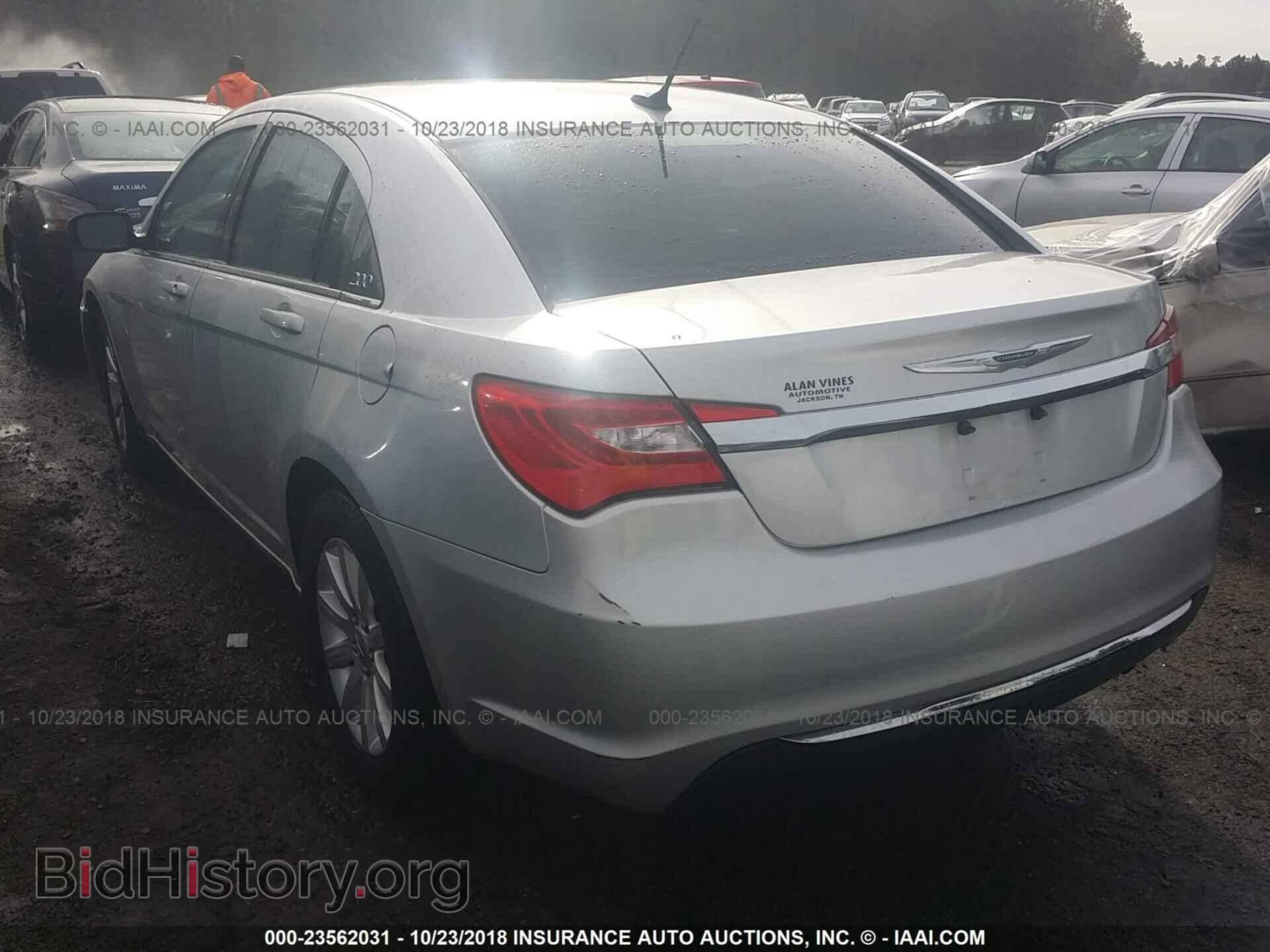2012 CHRYSLER 200 - VIN: 1C3CCBBB2CN120246 - Фото 3