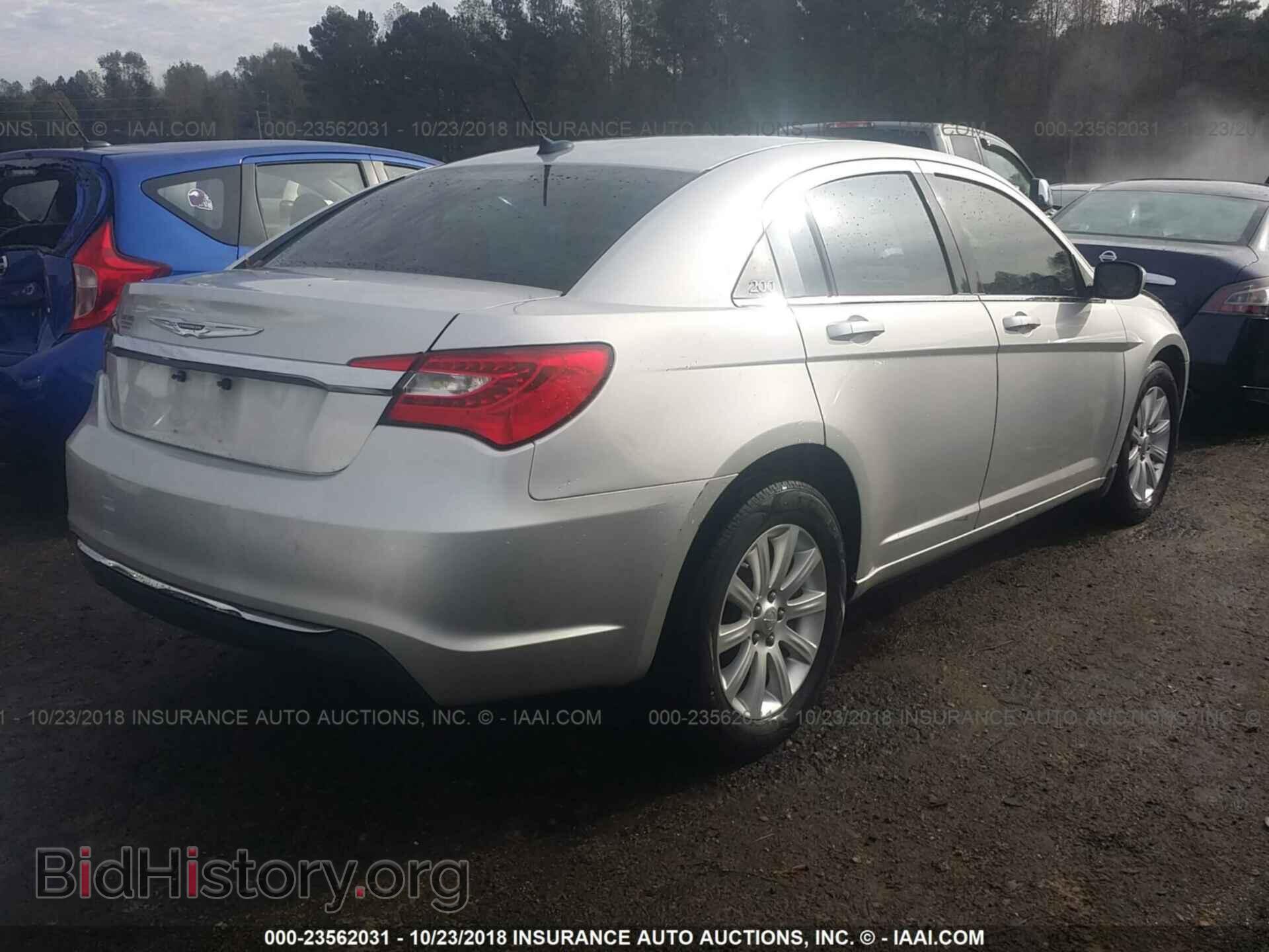 2012 CHRYSLER 200 - VIN: 1C3CCBBB2CN120246 - Фото 4