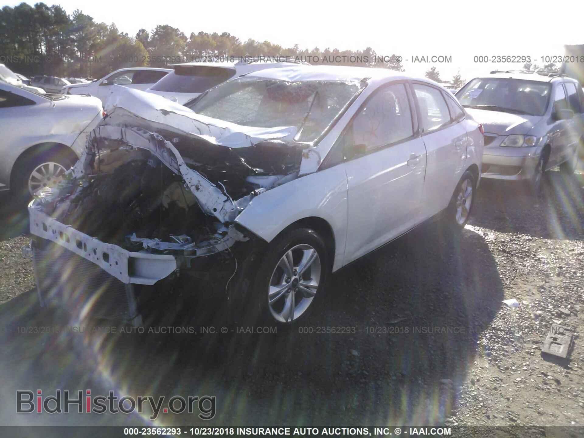 2013 Ford Focus - VIN: 1FADP3F25DL119390 - Photo 2