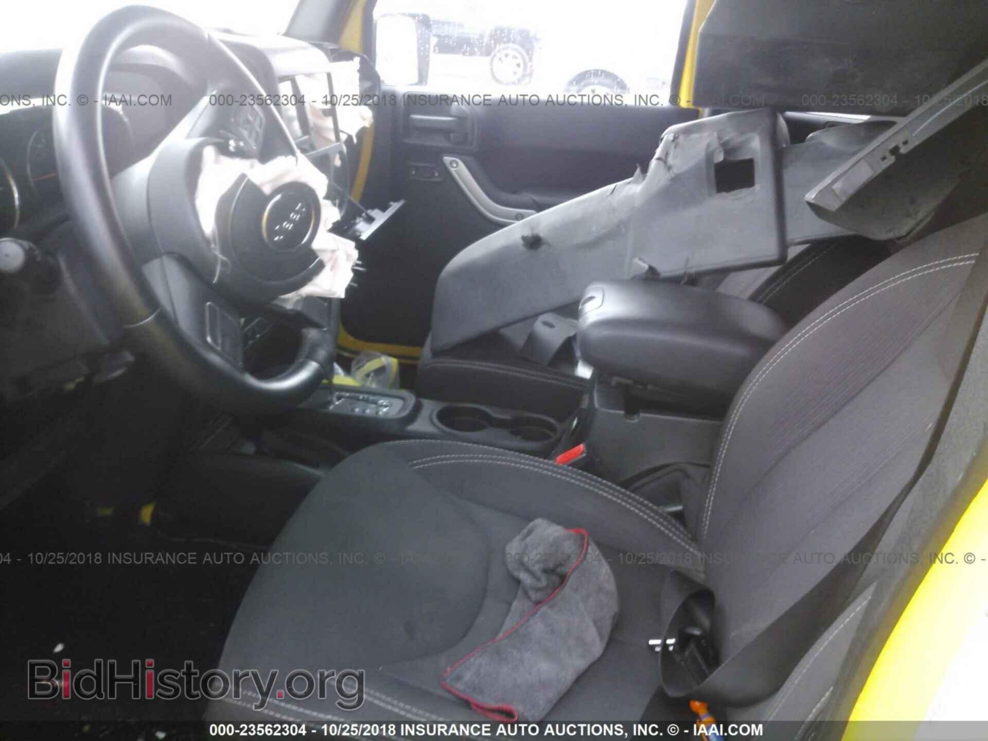 2015 Jeep Wrangler - VIN: 1C4BJWFG3FL637405 - Фото 5