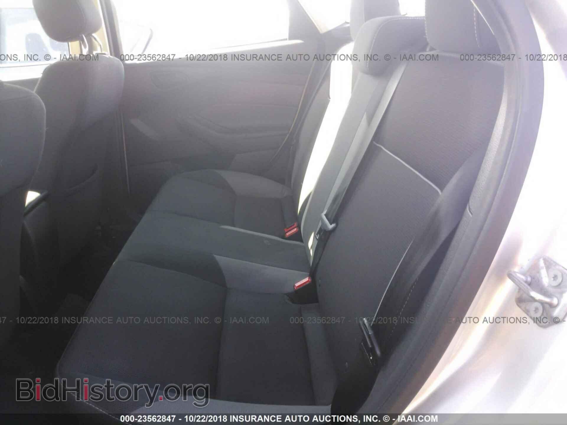 2012 Ford Focus - VIN: 1FAHP3F22CL324858 - Фото 8