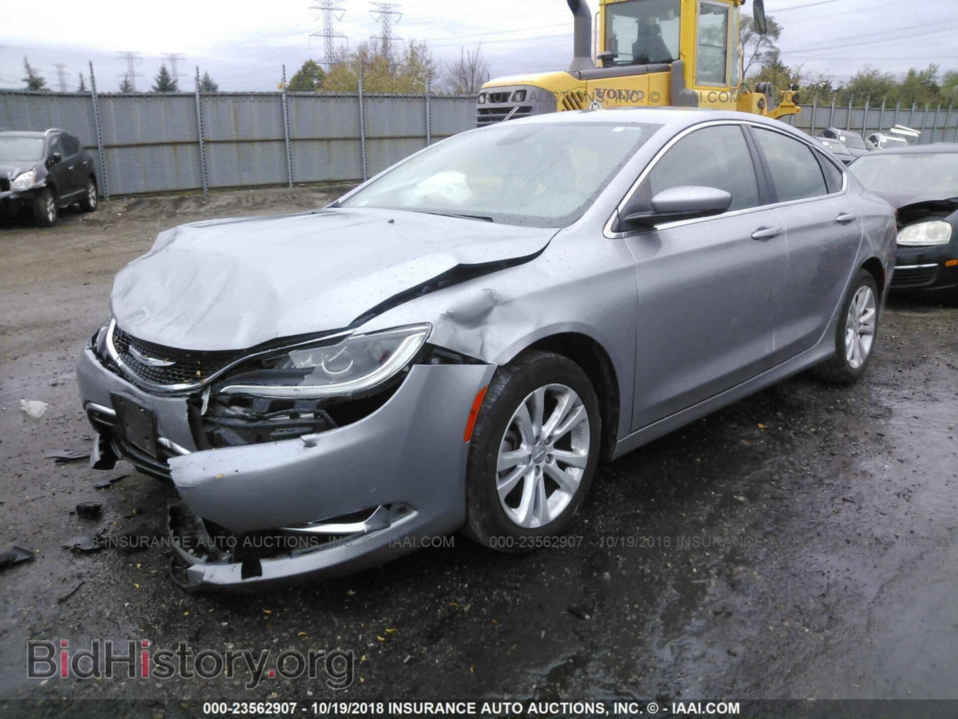 2015 Chrysler 200 - VIN: 1C3CCCAB7FN665676 - Фото 2