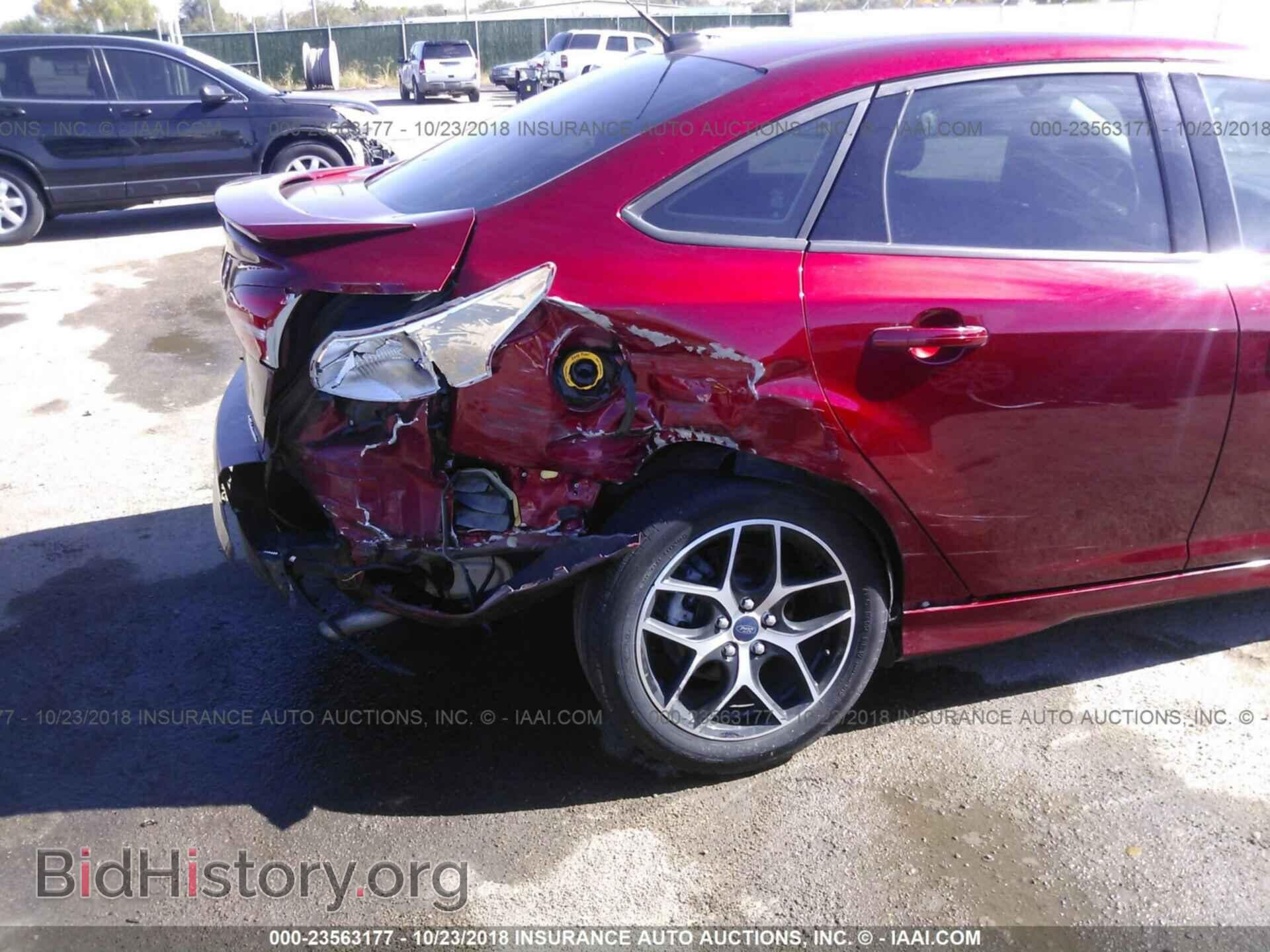 2015 Ford Focus - VIN: 1FADP3F2XFL361403 - Photo 6