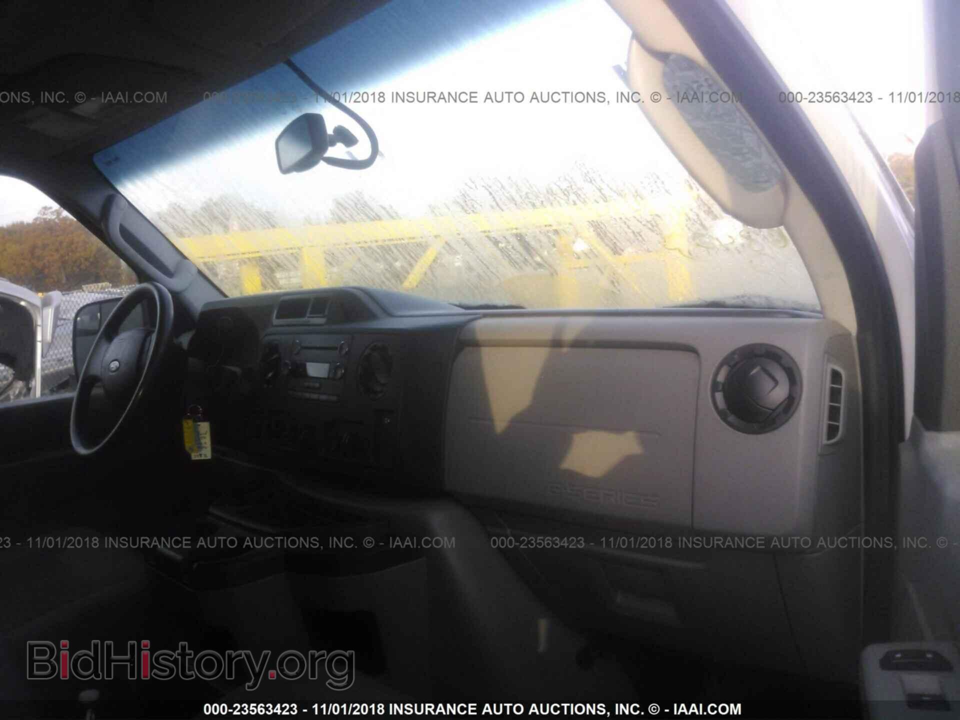 2014 Ford Econoline - VIN: 1FBSS3BL7EDA92921 - Photo 5