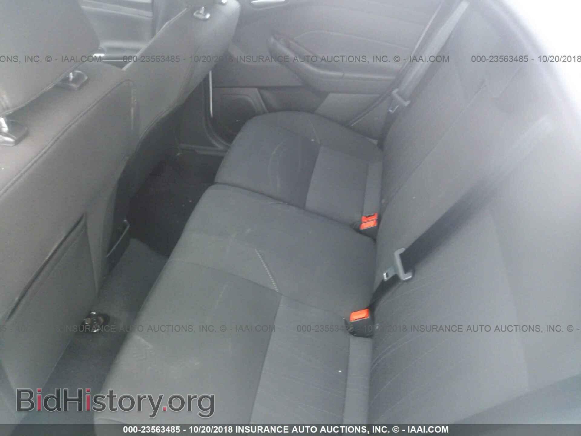 2017 Ford Focus - VIN: 1FADP3M2XHL249223 - Фото 8