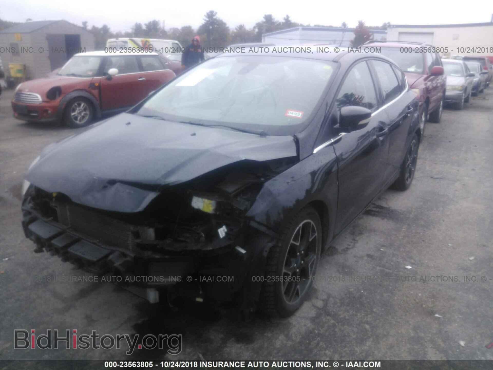 2012 Ford Focus - VIN: 1FAHP3N2XCL281520 - Photo 2