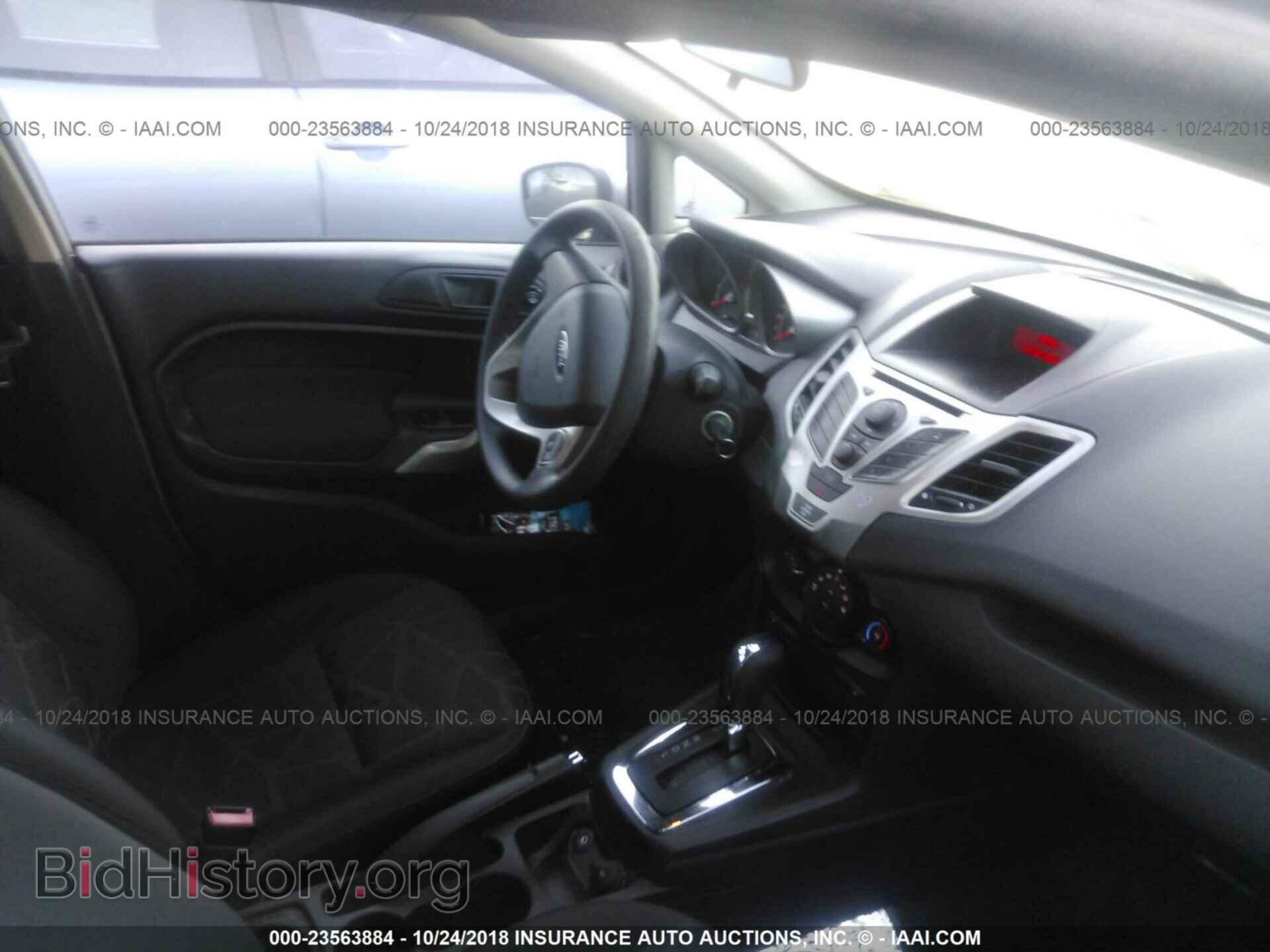 2011 Ford Fiesta - VIN: 3FADP4EJ9BM124313 - Фото 5
