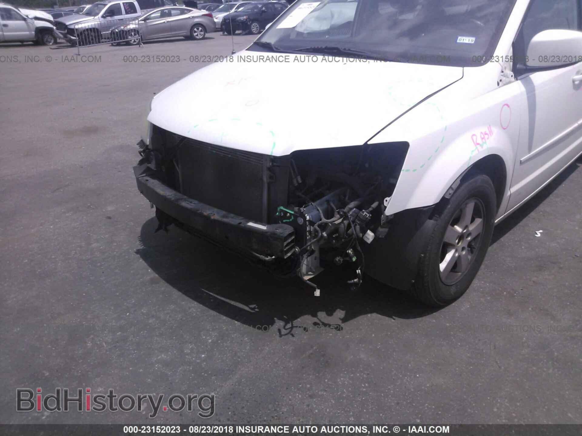 2011 DODGE GRAND CARAVAN - VIN: 2D4RN5DG9BR689660 - Фото 6