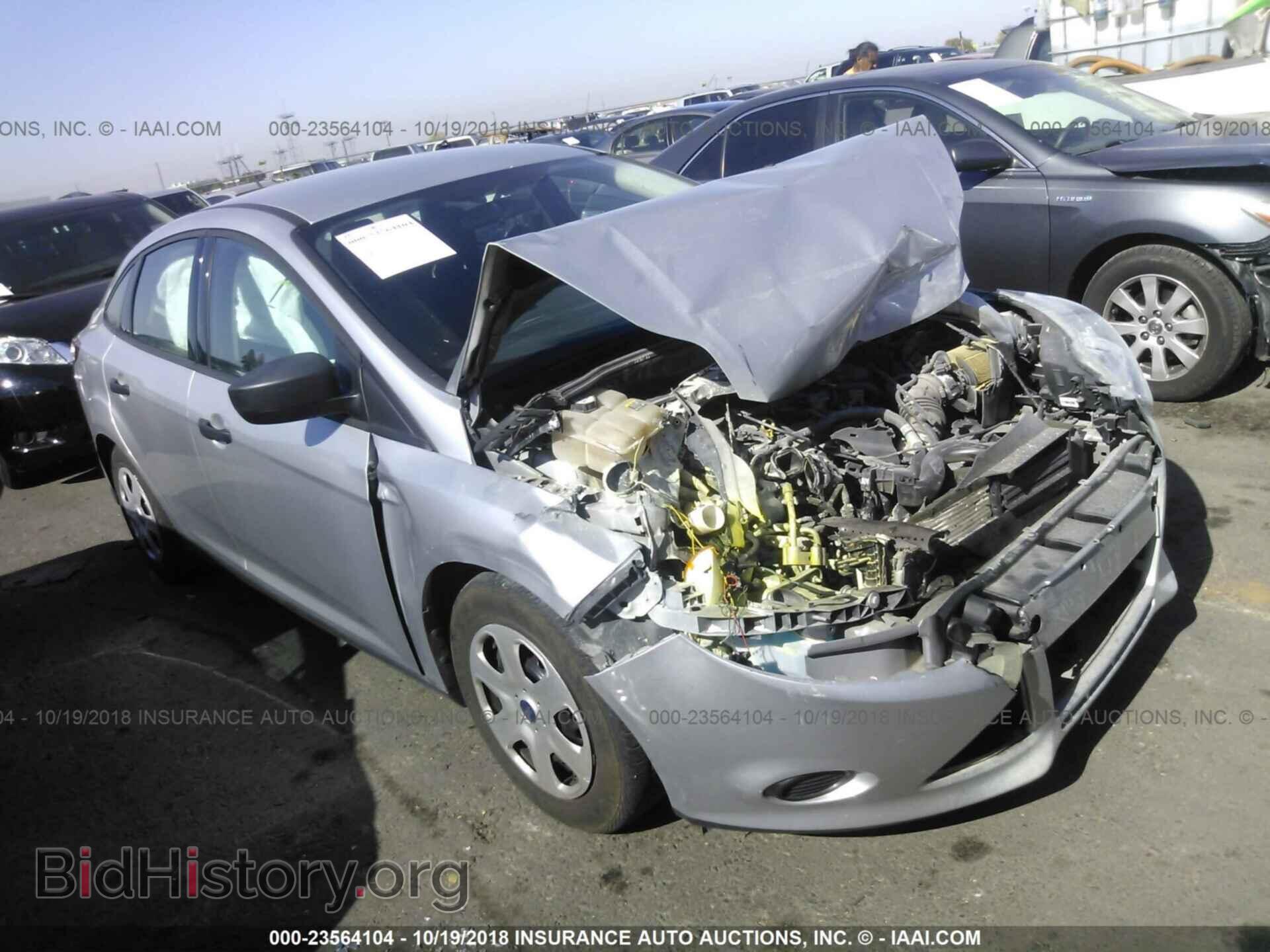 Photo 1FAHP3E24CL321669 - Ford Focus 2012