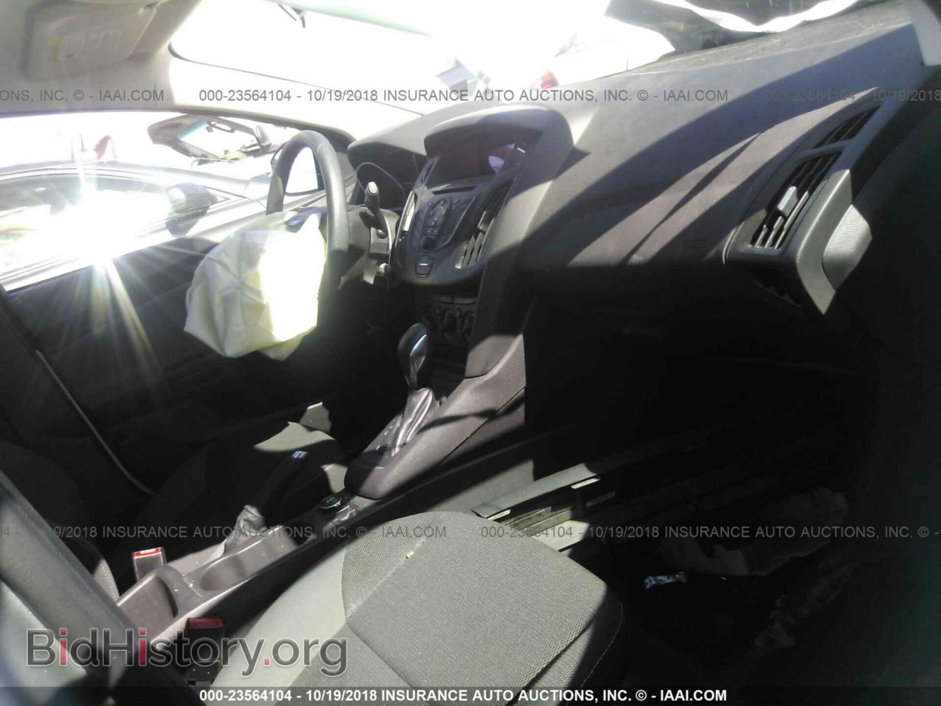 2012 Ford Focus - VIN: 1FAHP3E24CL321669 - Фото 5
