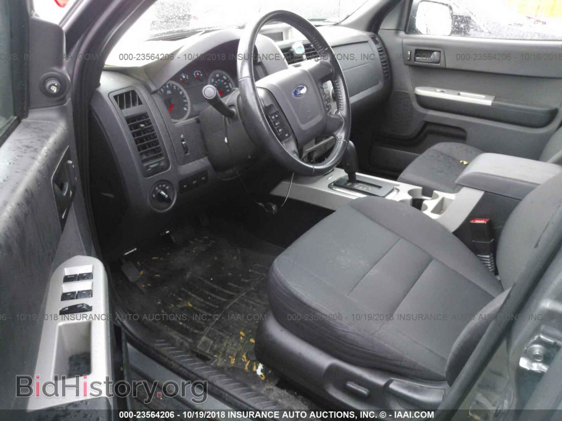 2011 Ford Escape - VIN: 1FMCU0DG5BKB32750 - Фото 5