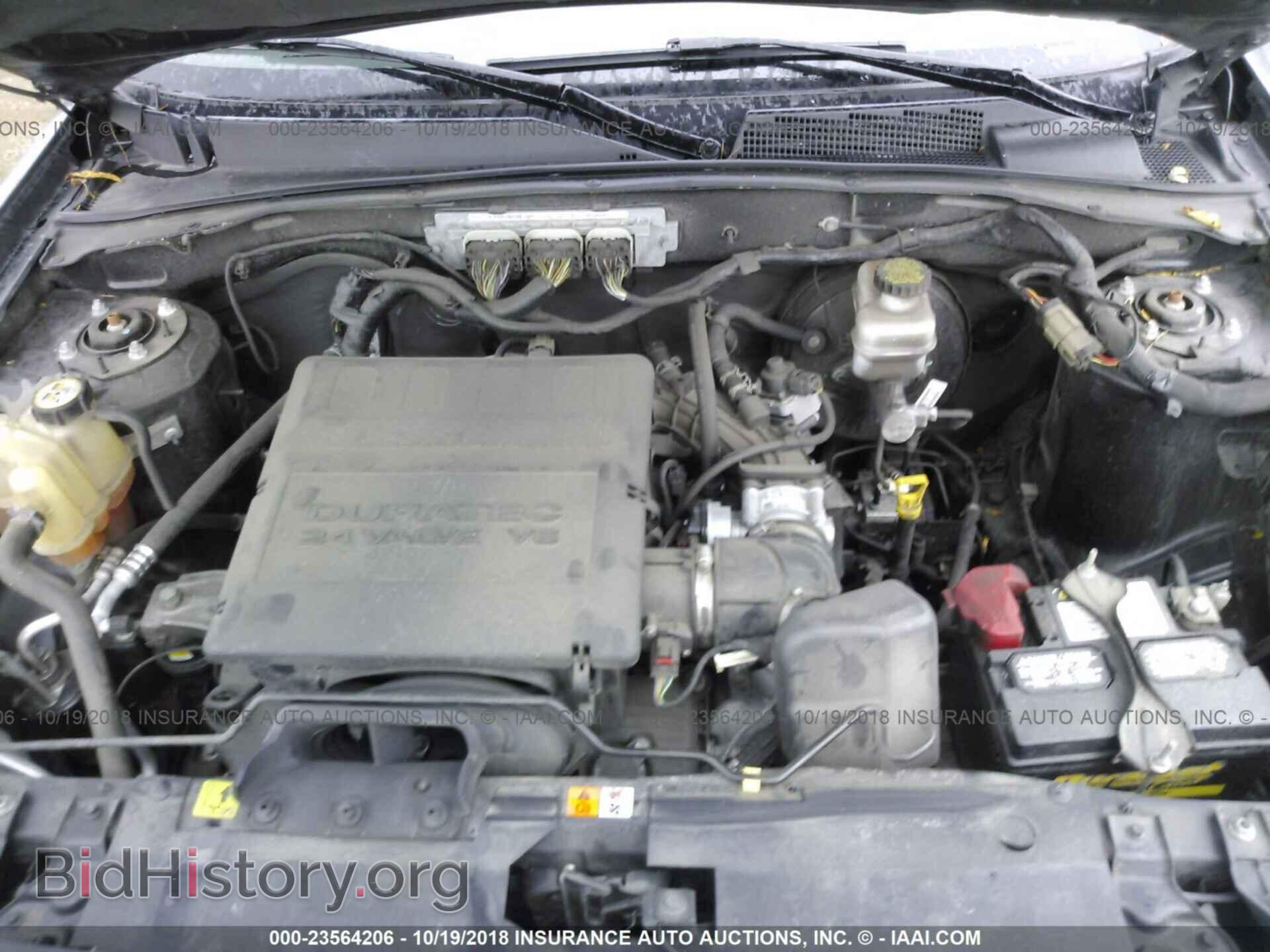 2011 Ford Escape - VIN: 1FMCU0DG5BKB32750 - Фото 10