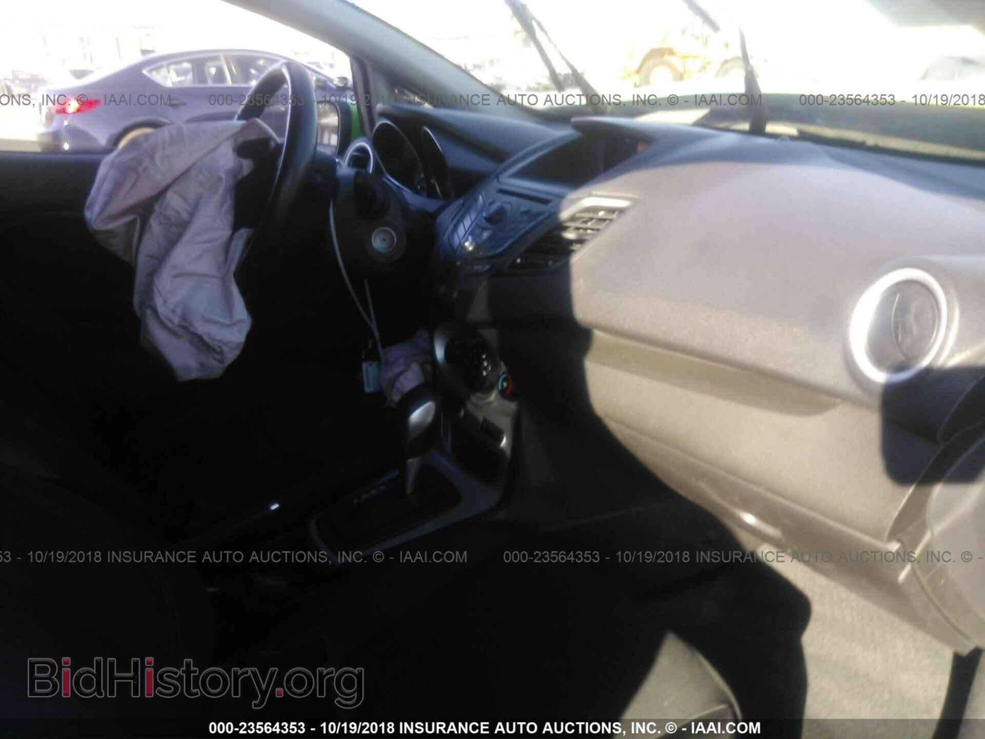 2015 Ford Fiesta - VIN: 3FADP4EJ7FM172303 - Фото 5