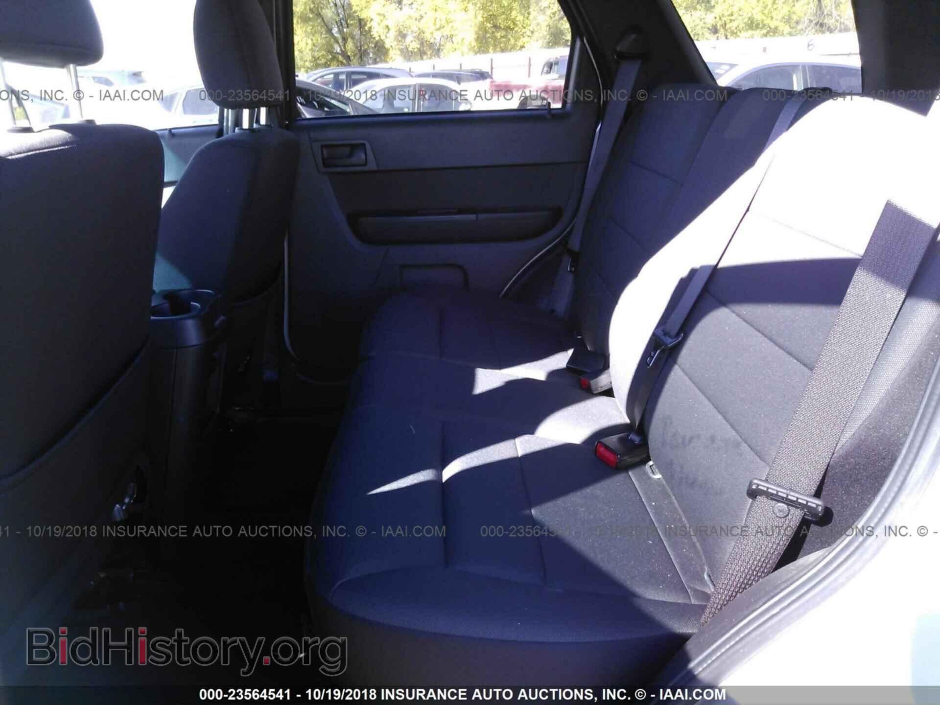 2012 FORD ESCAPE - VIN: 1FMCU9D71CKC44600 - Photo 8