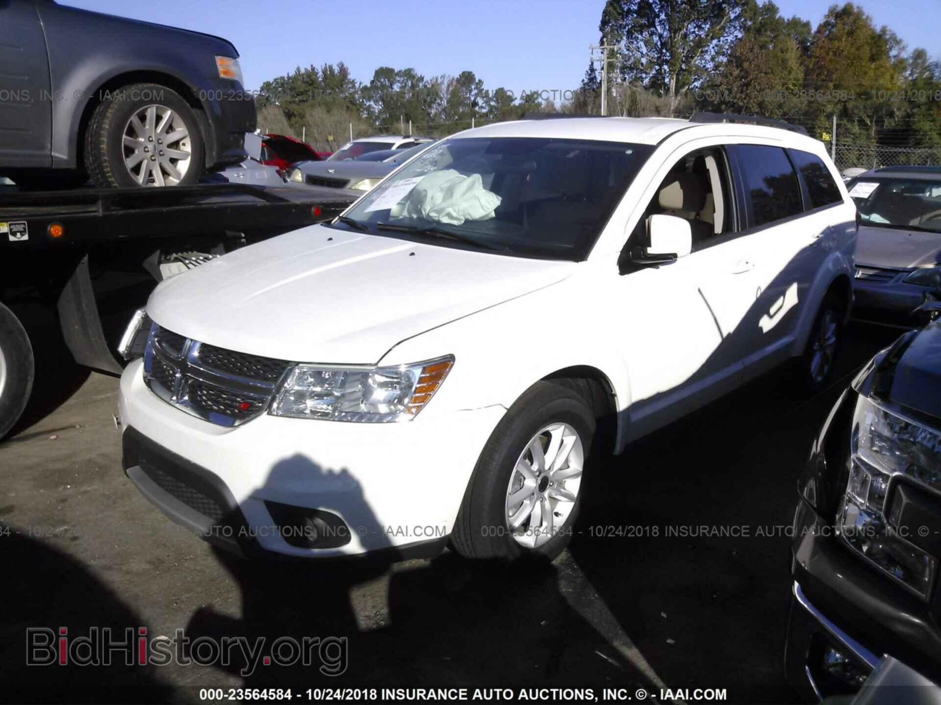 2018 DODGE JOURNEY - VIN: 3C4PDCBB2JT140915 - Фото 2