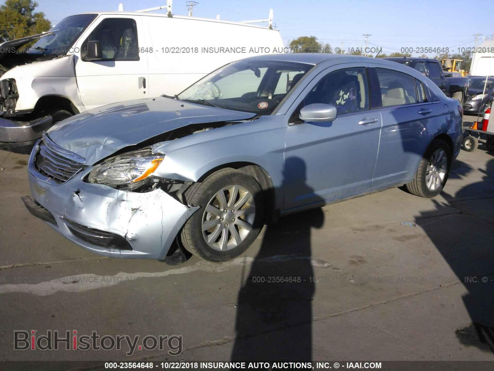 2013 Chrysler 200 - VIN: 1C3CCBBB7DN505254 - Photo 2