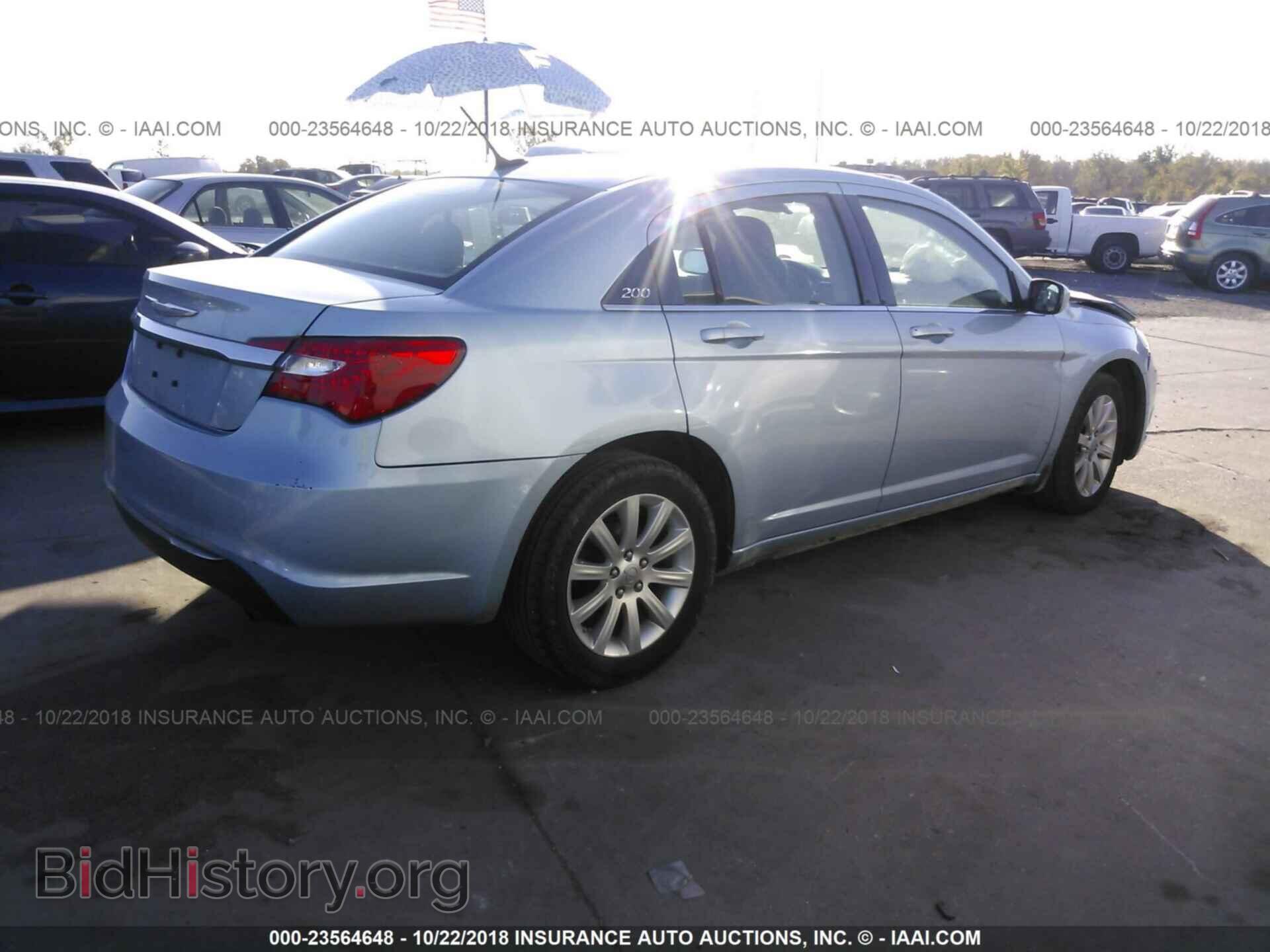 2013 Chrysler 200 - VIN: 1C3CCBBB7DN505254 - Photo 4