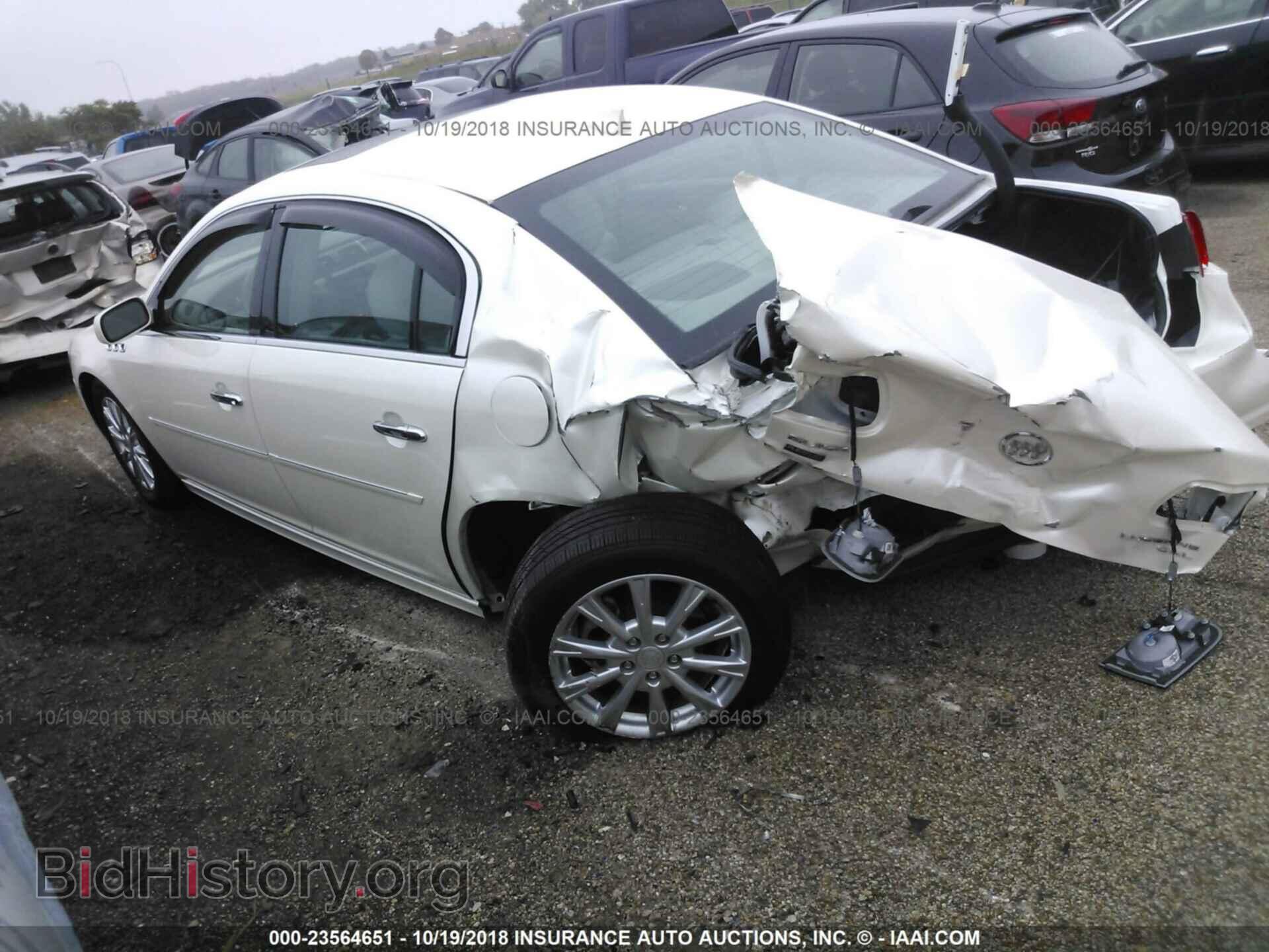 2011 Buick Lucerne - VIN: 1G4HC5EM8BU137536 - Фото 3