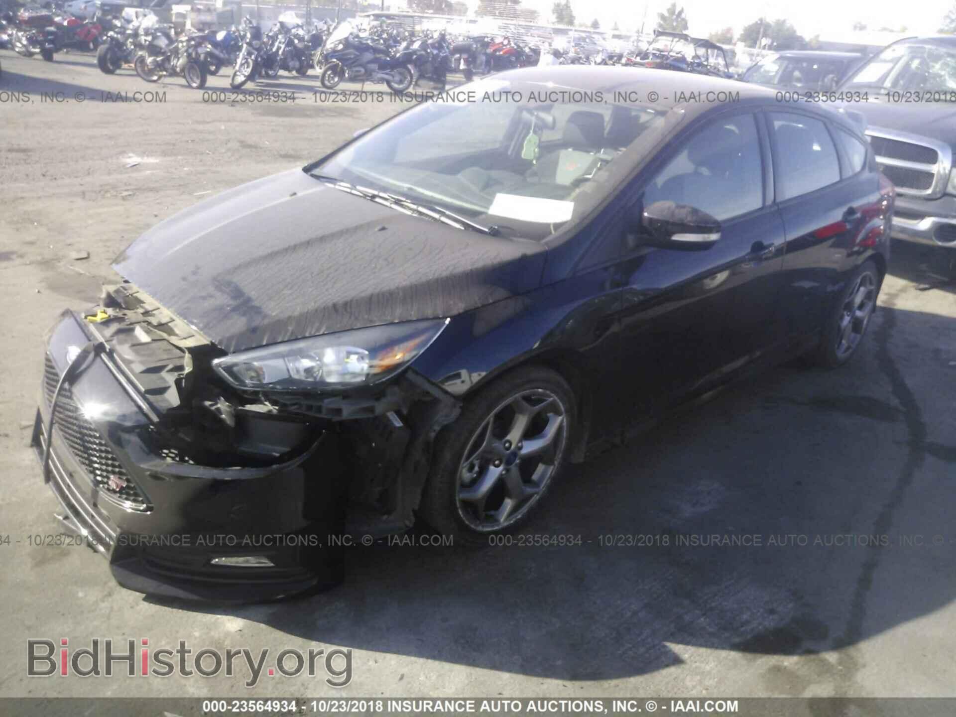 2017 Ford Focus - VIN: 1FADP3L99HL236140 - Фото 2
