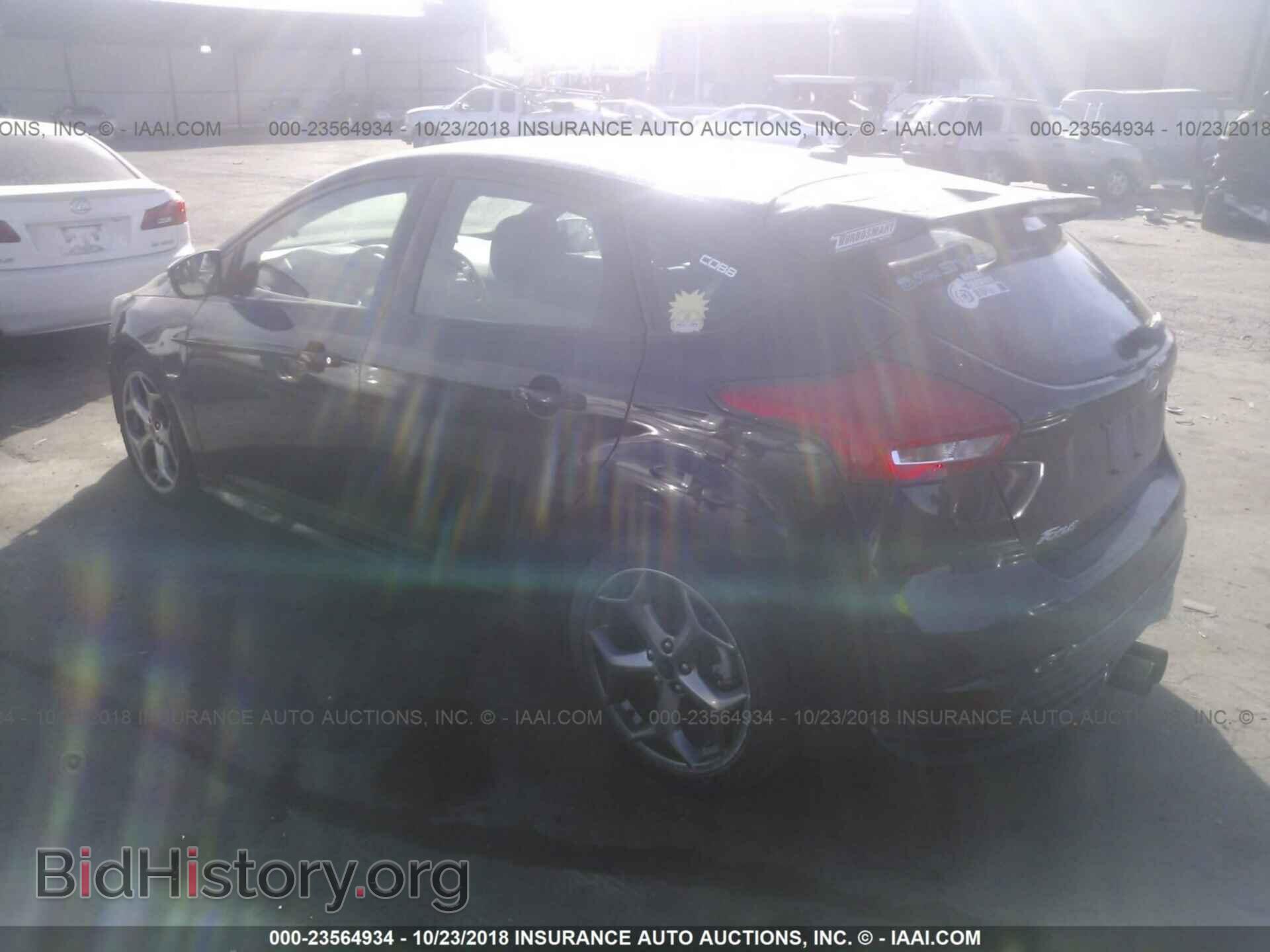 2017 Ford Focus - VIN: 1FADP3L99HL236140 - Фото 3