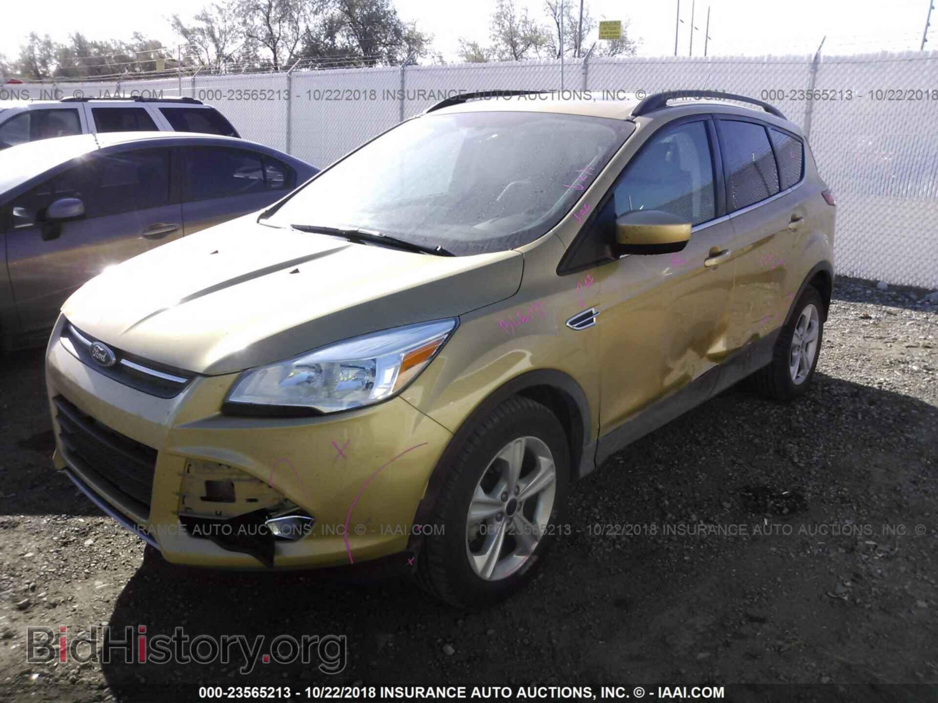 2014 Ford Escape - VIN: 1FMCU9G91EUE01076 - Photo 2