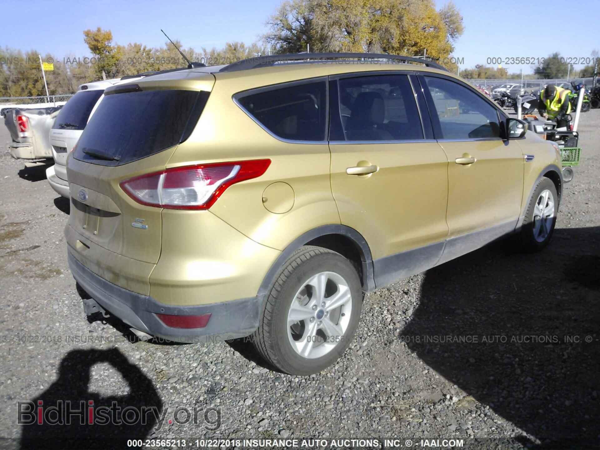 2014 Ford Escape - VIN: 1FMCU9G91EUE01076 - Photo 4