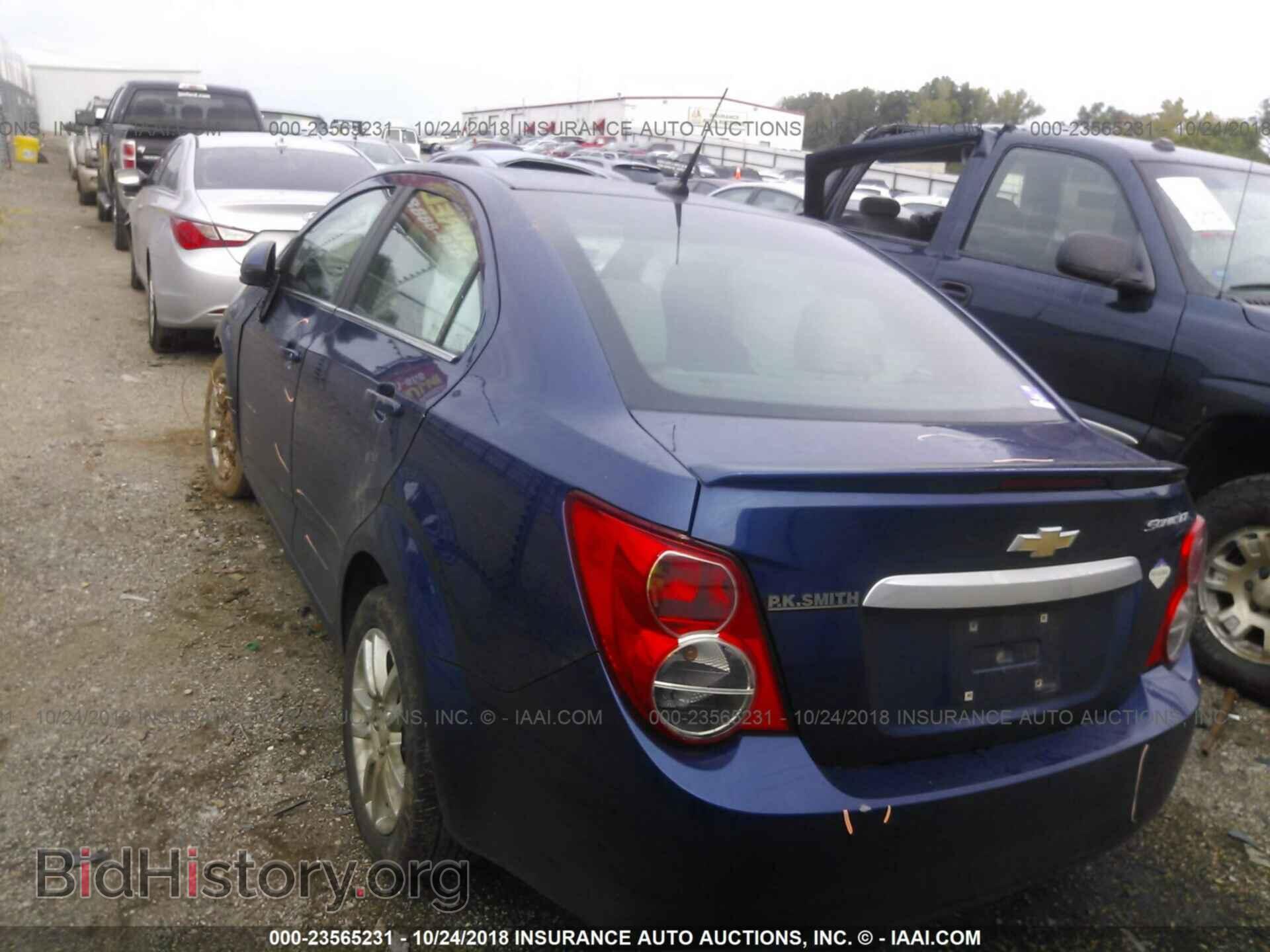 2014 Chevrolet Sonic - VIN: 1G1JC5SH7E4124044 - Фото 3