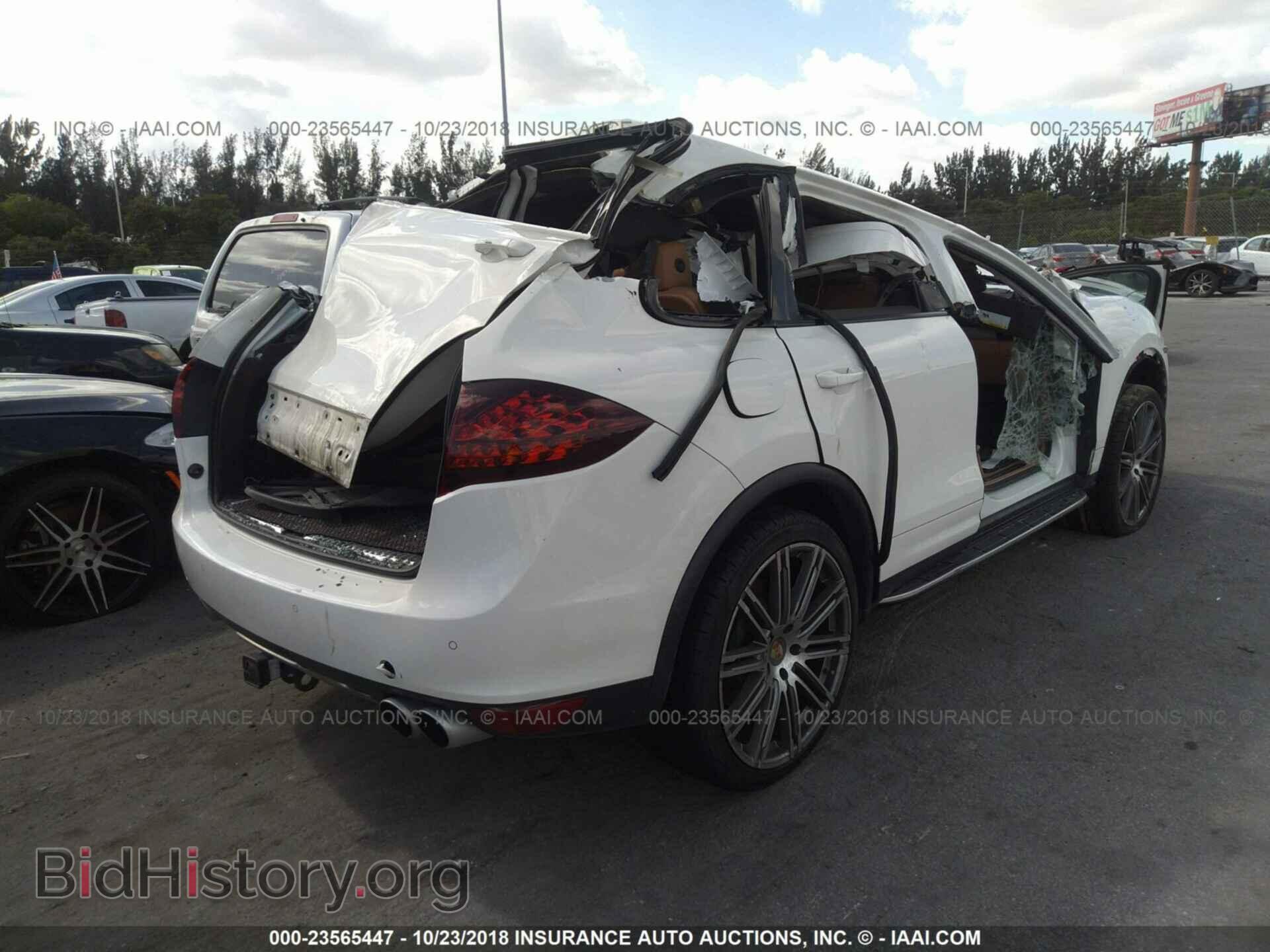 2012 PORSCHE CAYENNE - VIN: WP1AC2A28CLA80088 - Фото 4