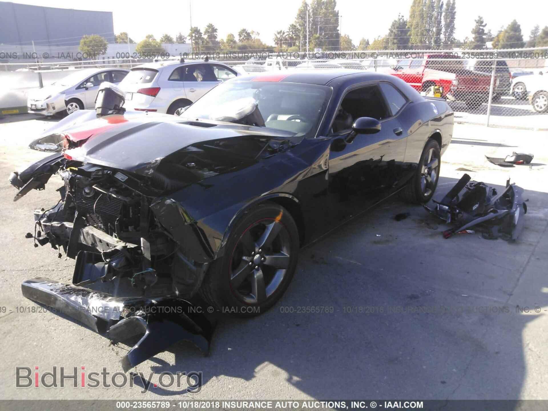 2014 Dodge Challenger - VIN: 2C3CDYAG0EH209984 - Photo 2