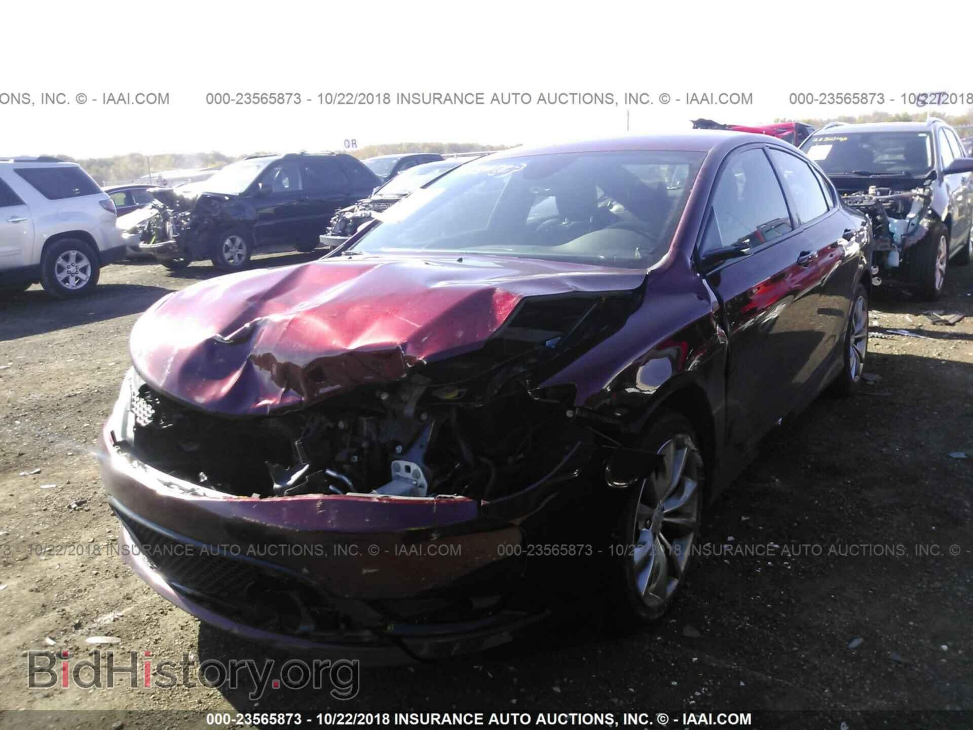 2016 Chrysler 200 - VIN: 1C3CCCBB7GN124756 - Фото 2
