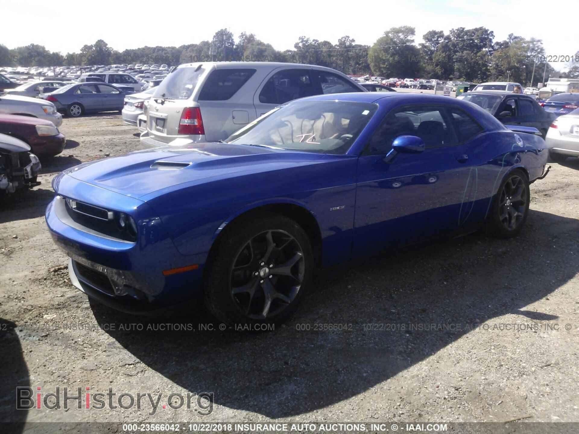 2018 Dodge Challenger - VIN: 2C3CDZBT0JH251437 - Фото 2