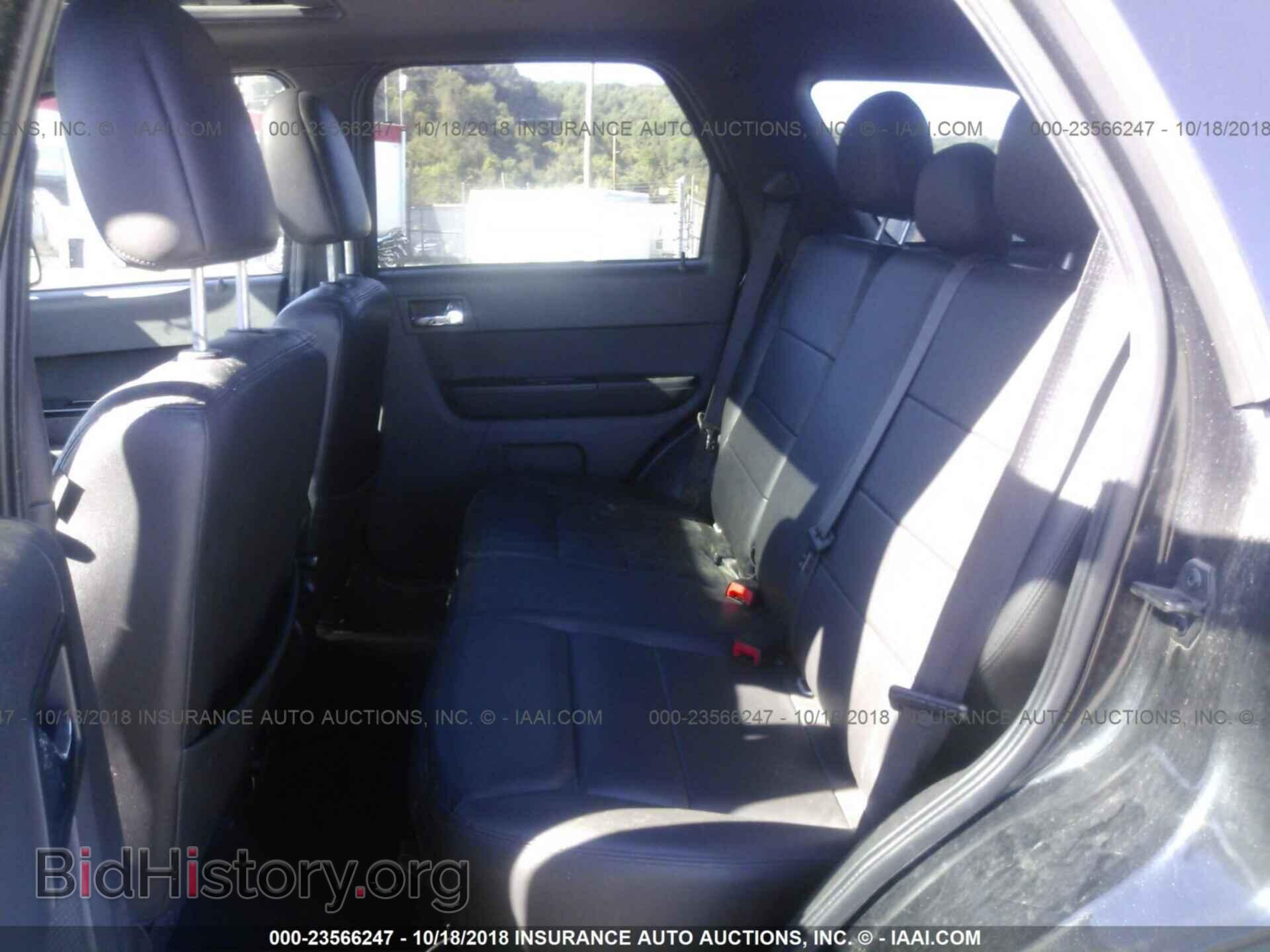 2011 Ford Escape - VIN: 1FMCU9EGXBKA03731 - Фото 8