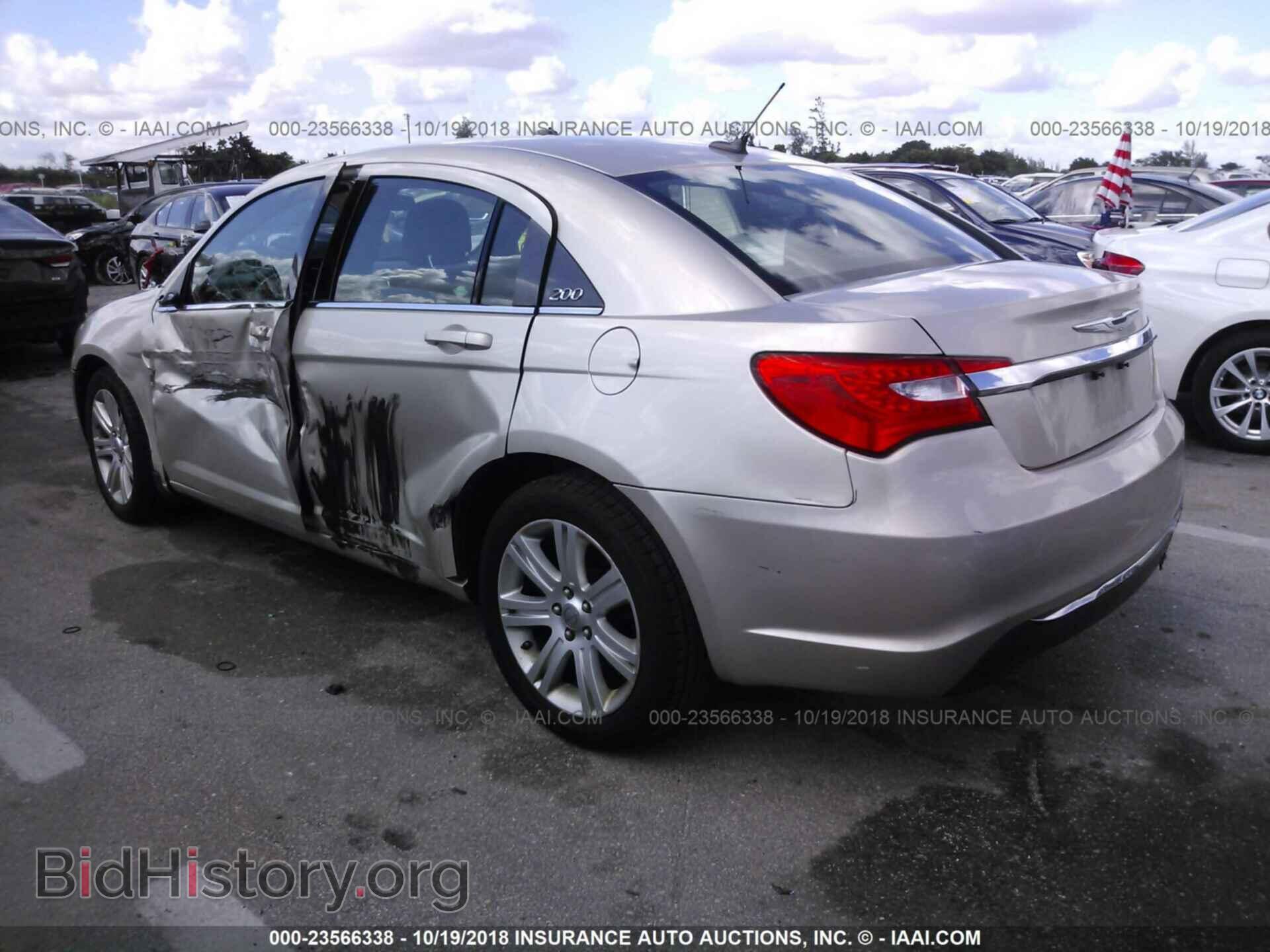 2013 Chrysler 200 - VIN: 1C3CCBAB6DN704510 - Фото 3
